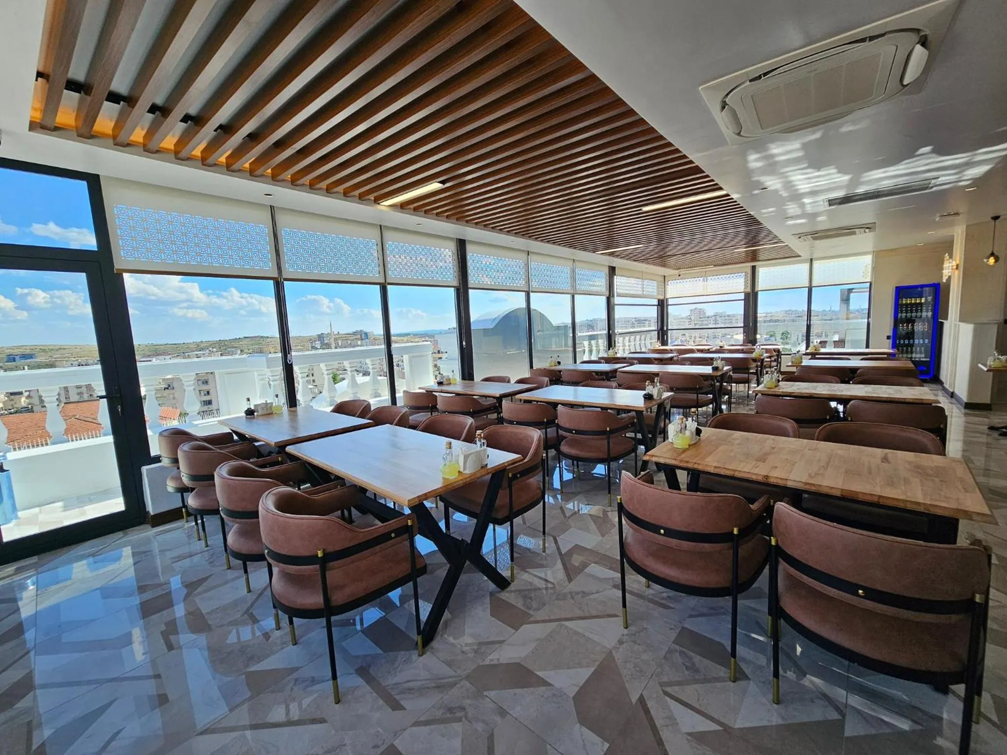 Restaurant/places to eat in Baypark Hotel & SPA