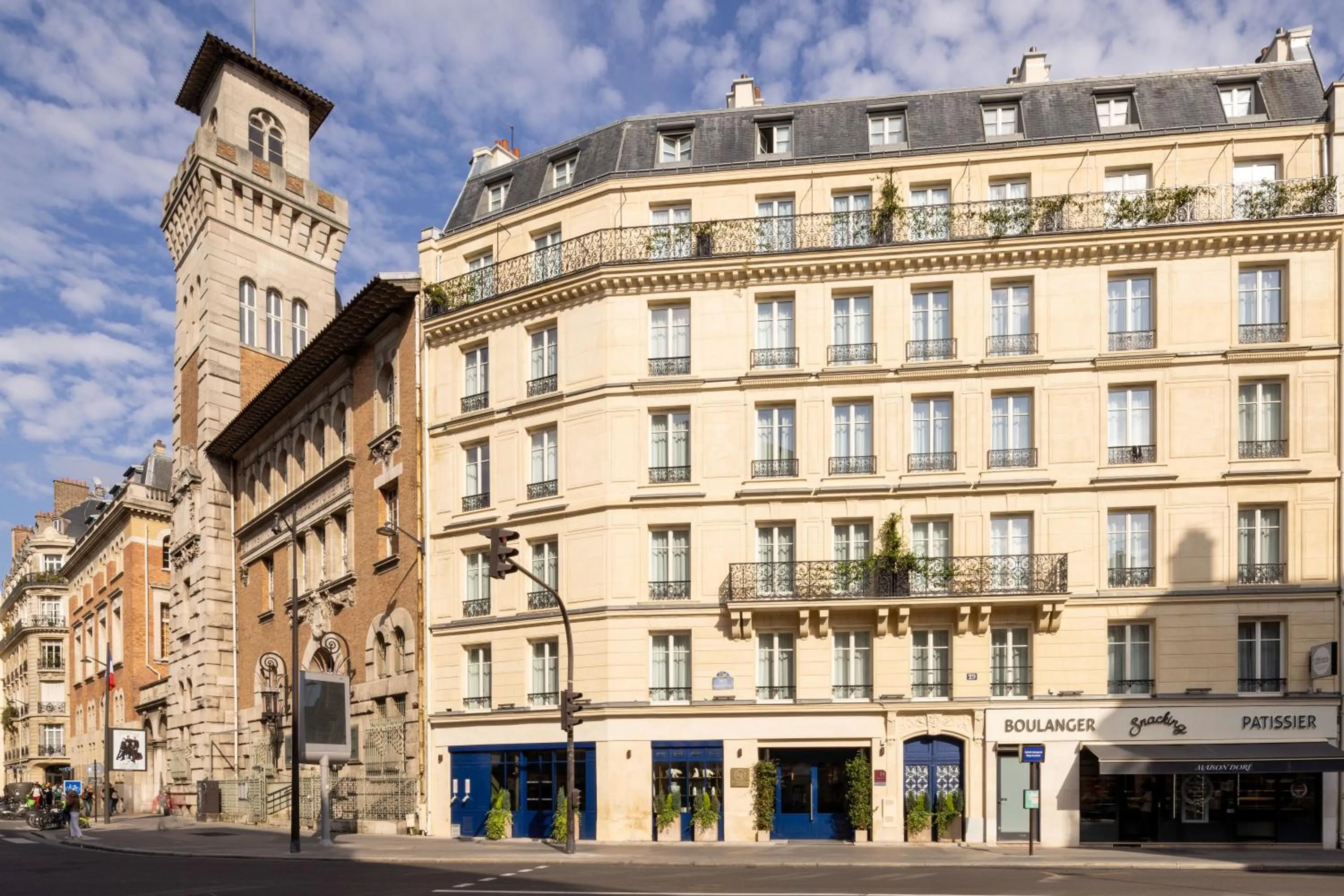 Facade/entrance in Les Rives Oceanik