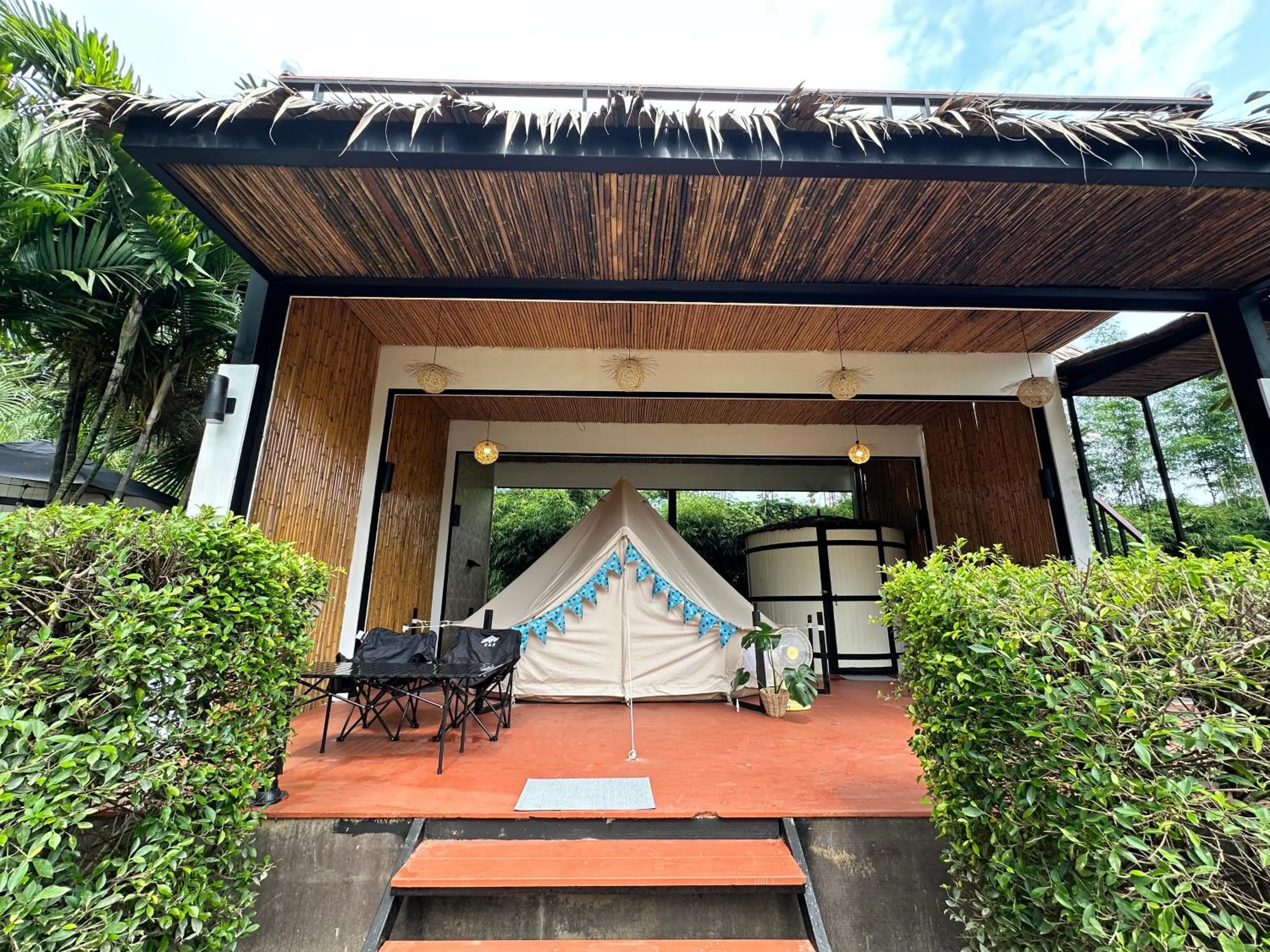 Balcony/Terrace in The Campster Kanchanaburi