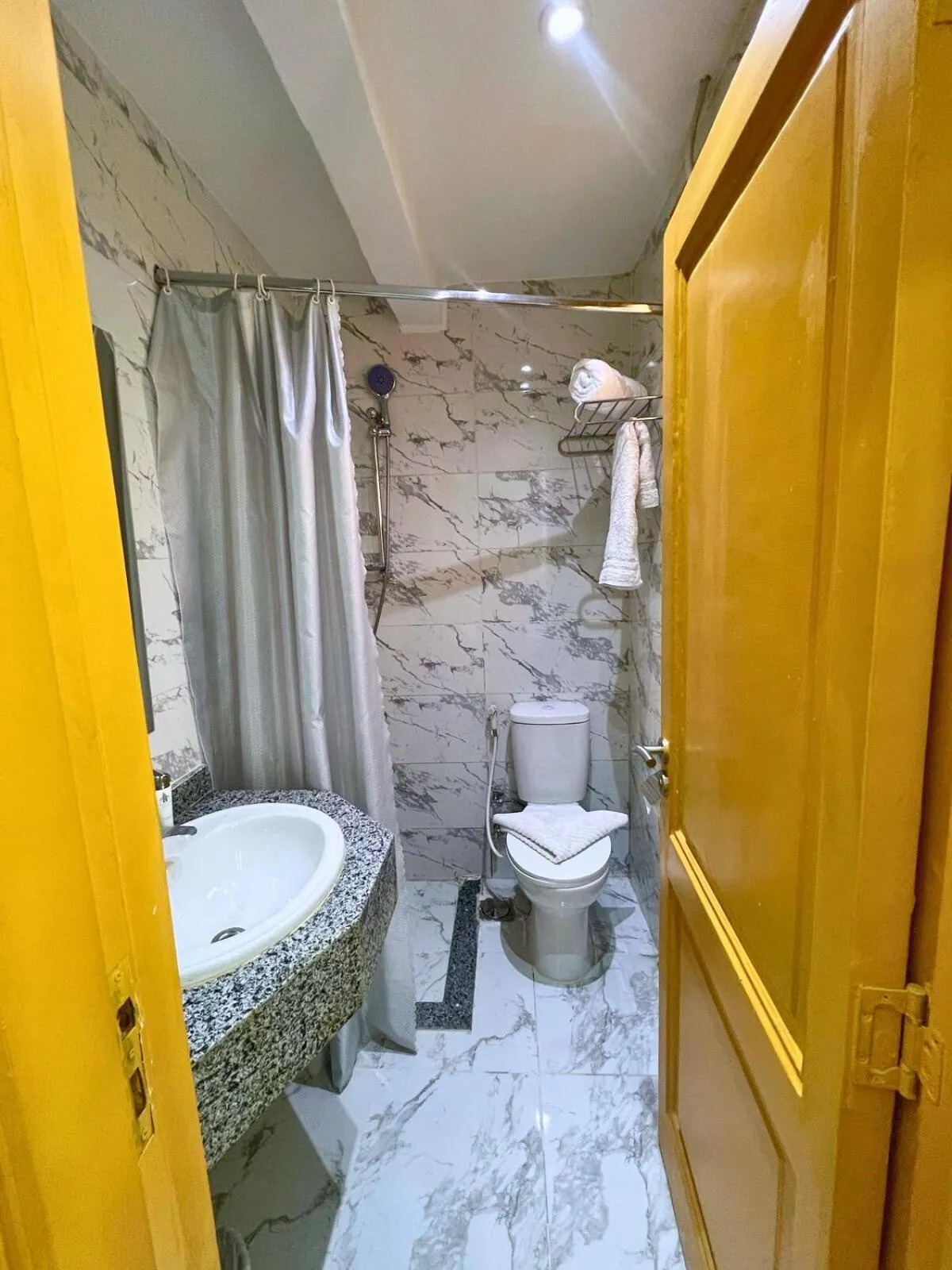 Bathroom in Zamalek House Hotel