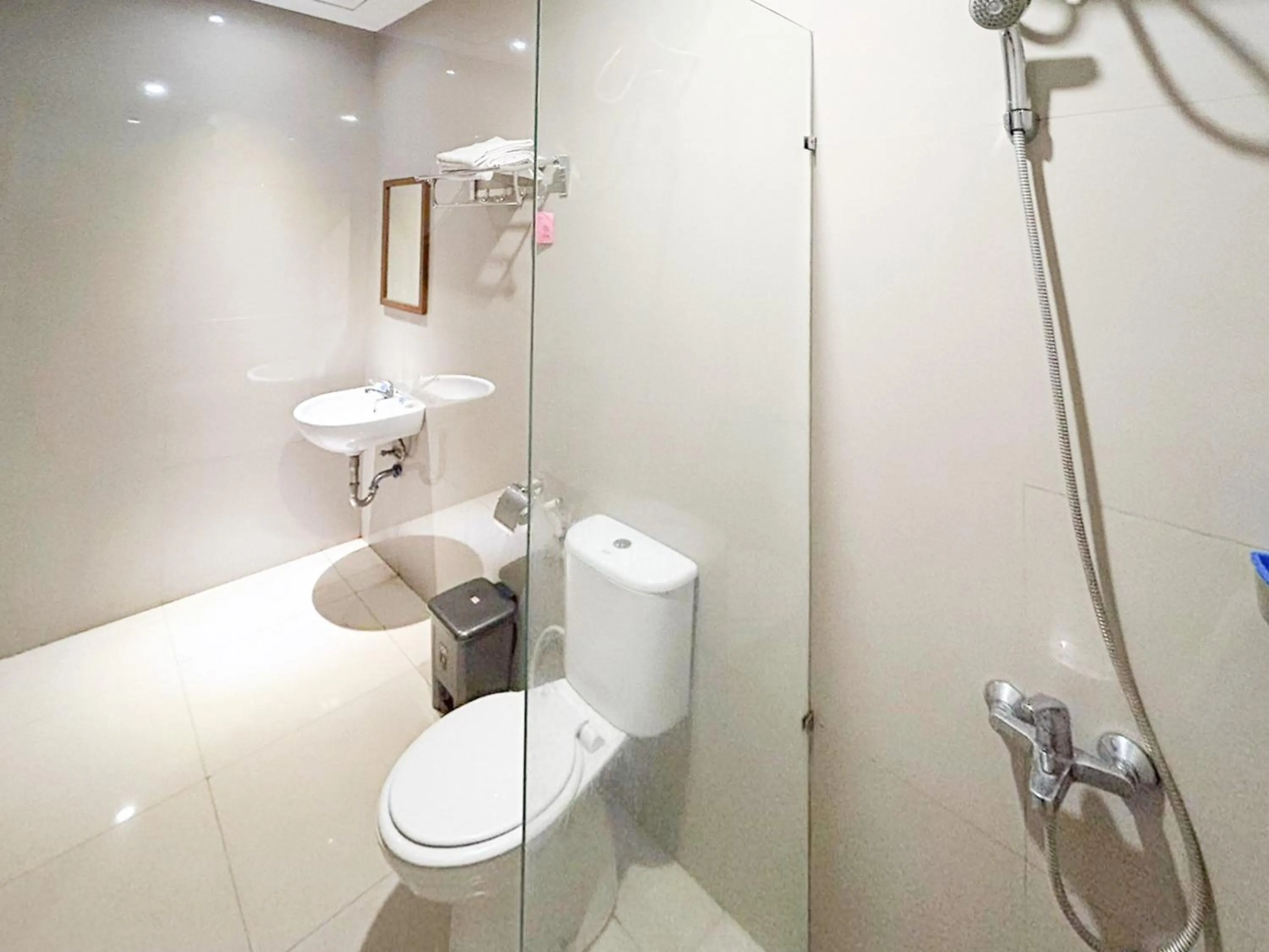 Bathroom in Asram Edupark