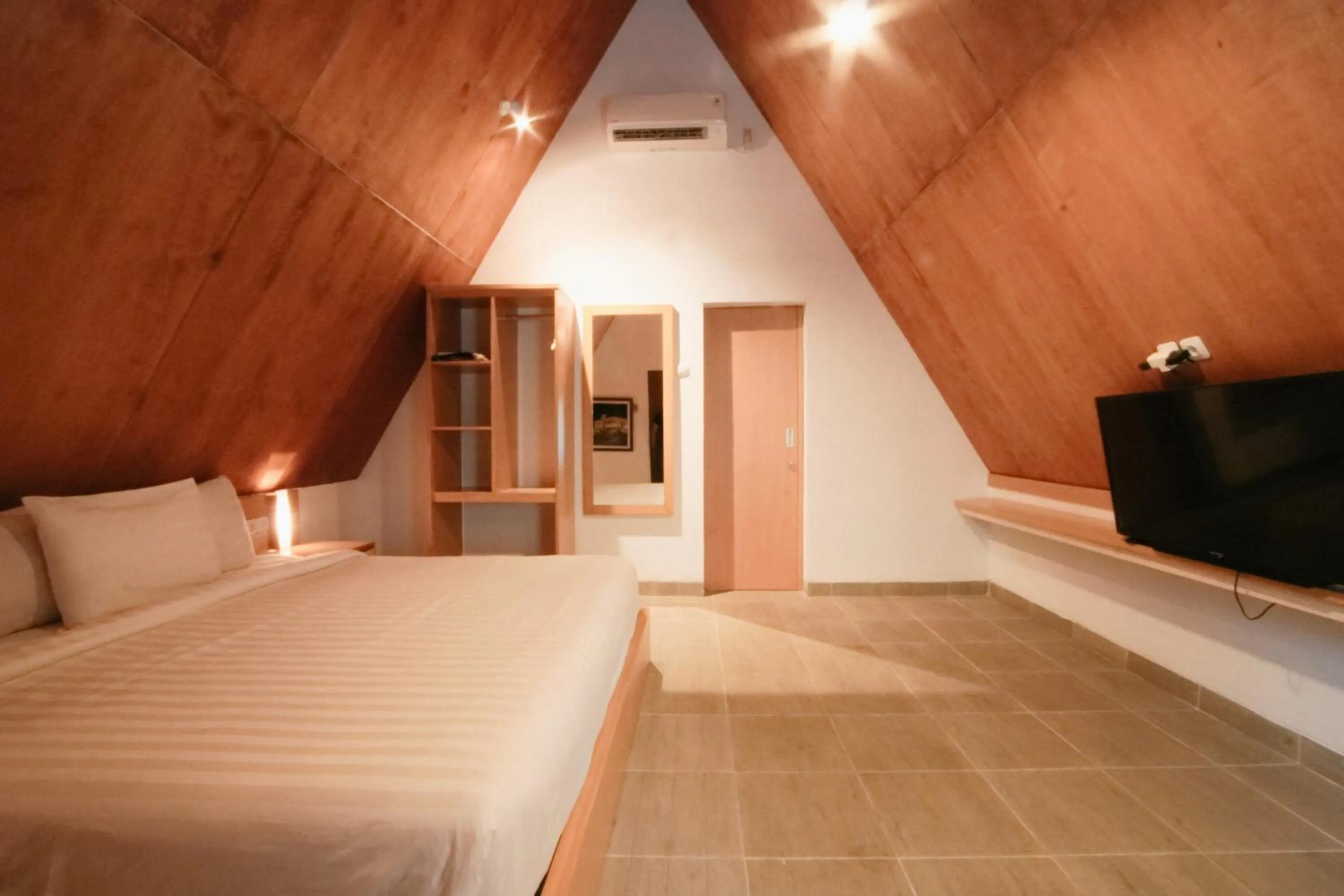 Bedroom, Bed in Asram Edupark