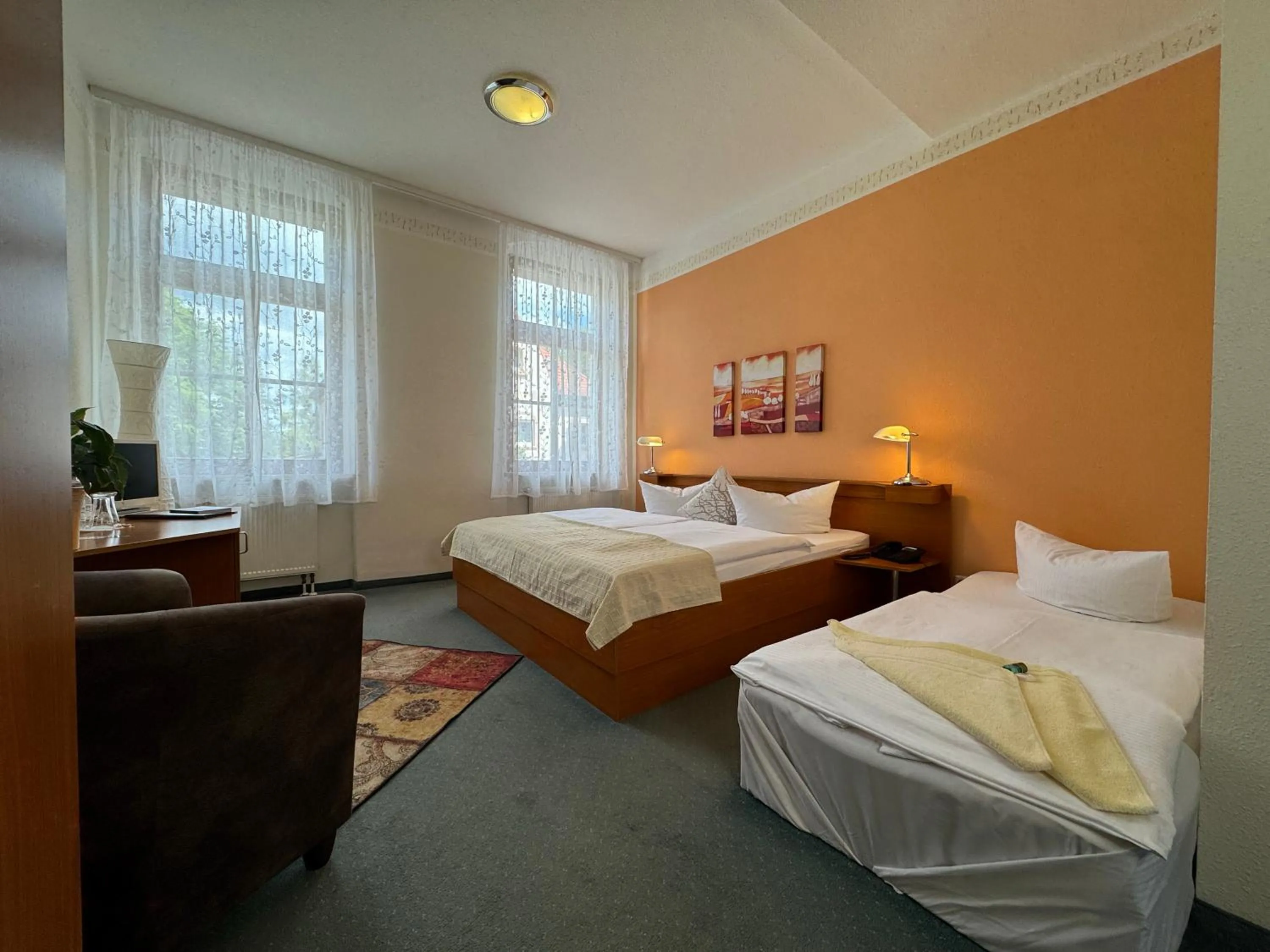 Photo of the whole room, Bed in Logis Hotel Stadt Neustadt