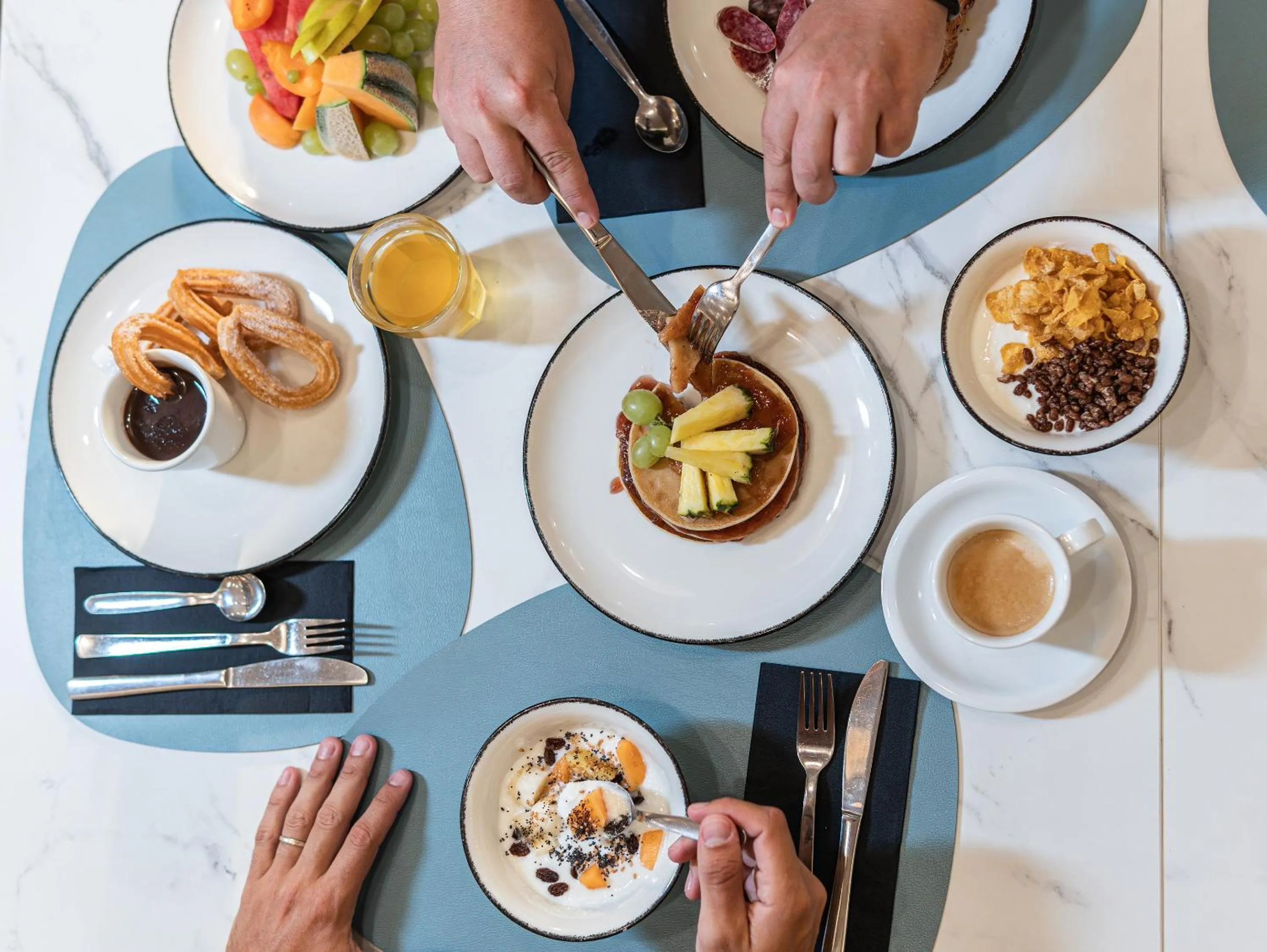 Restaurant/places to eat in Hotel Don Juan Tossa