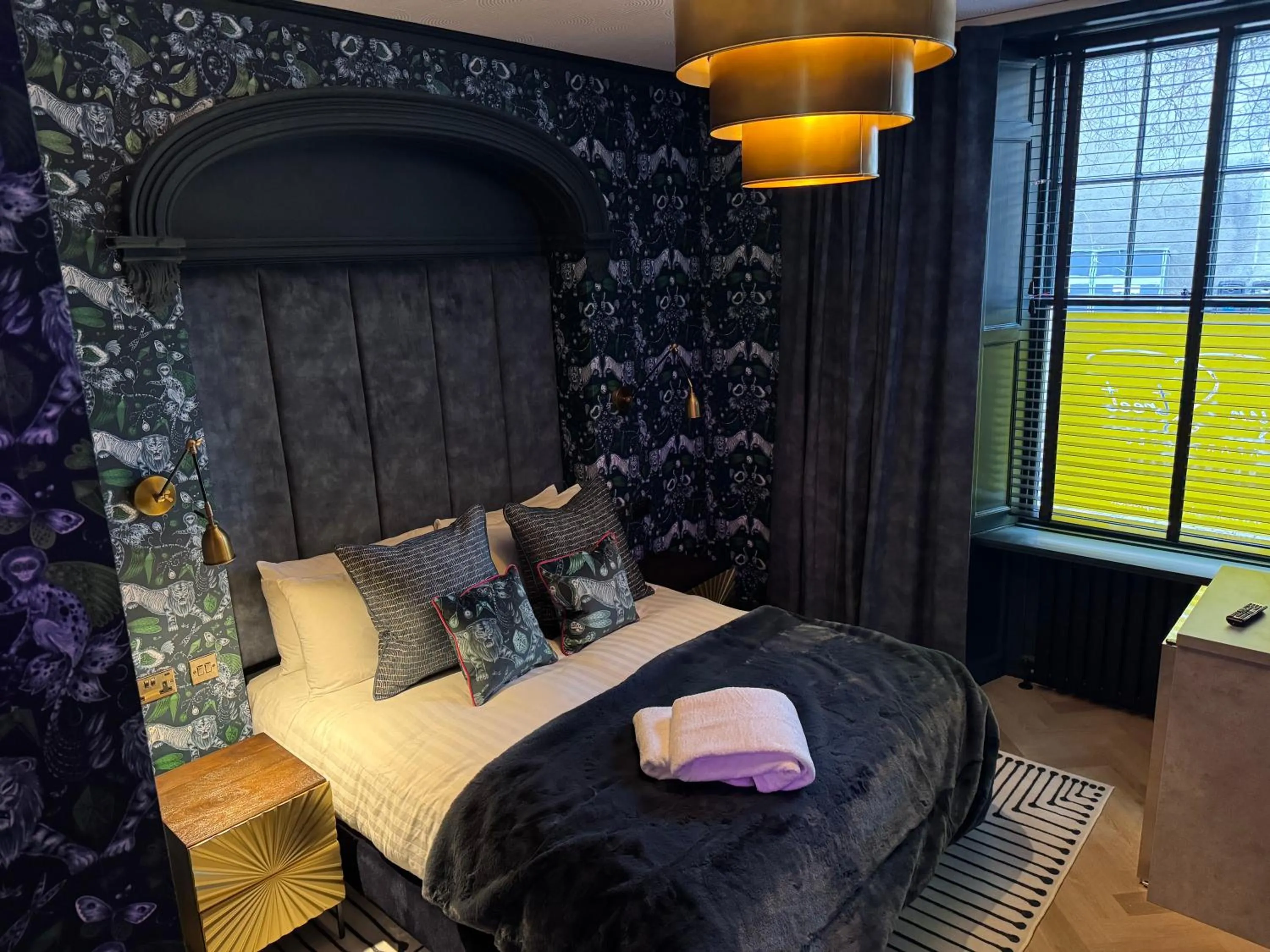 Bedroom, Bed in Secret Suites