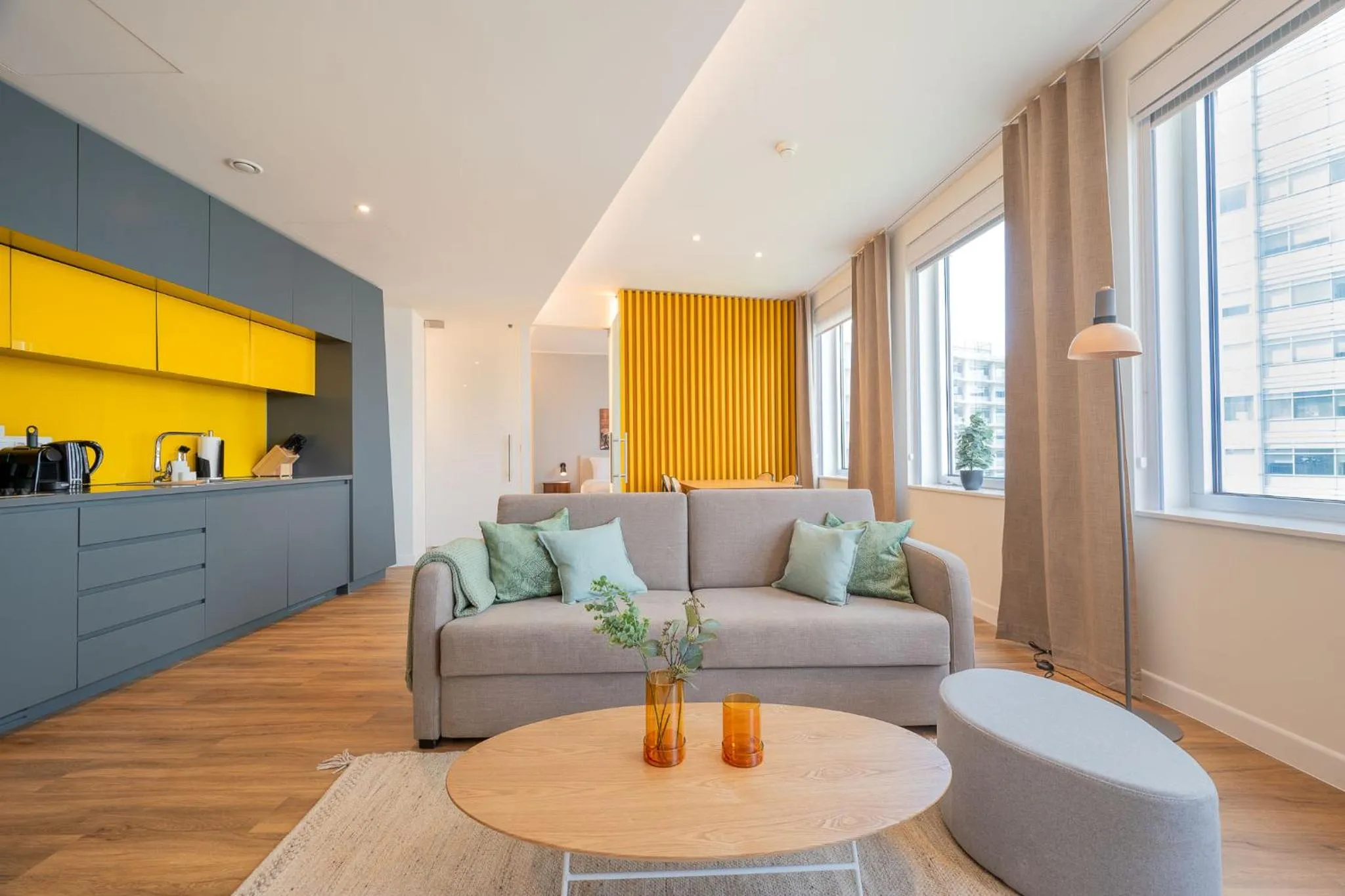 Kitchen or kitchenette in Limehome Amsterdam Gatwickstraat