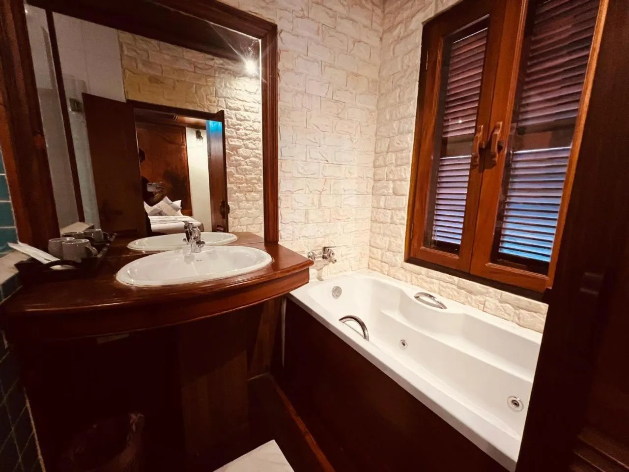 Bathroom in Pumalin Villa