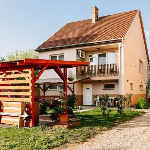 Property building in PICNIC Vendégház