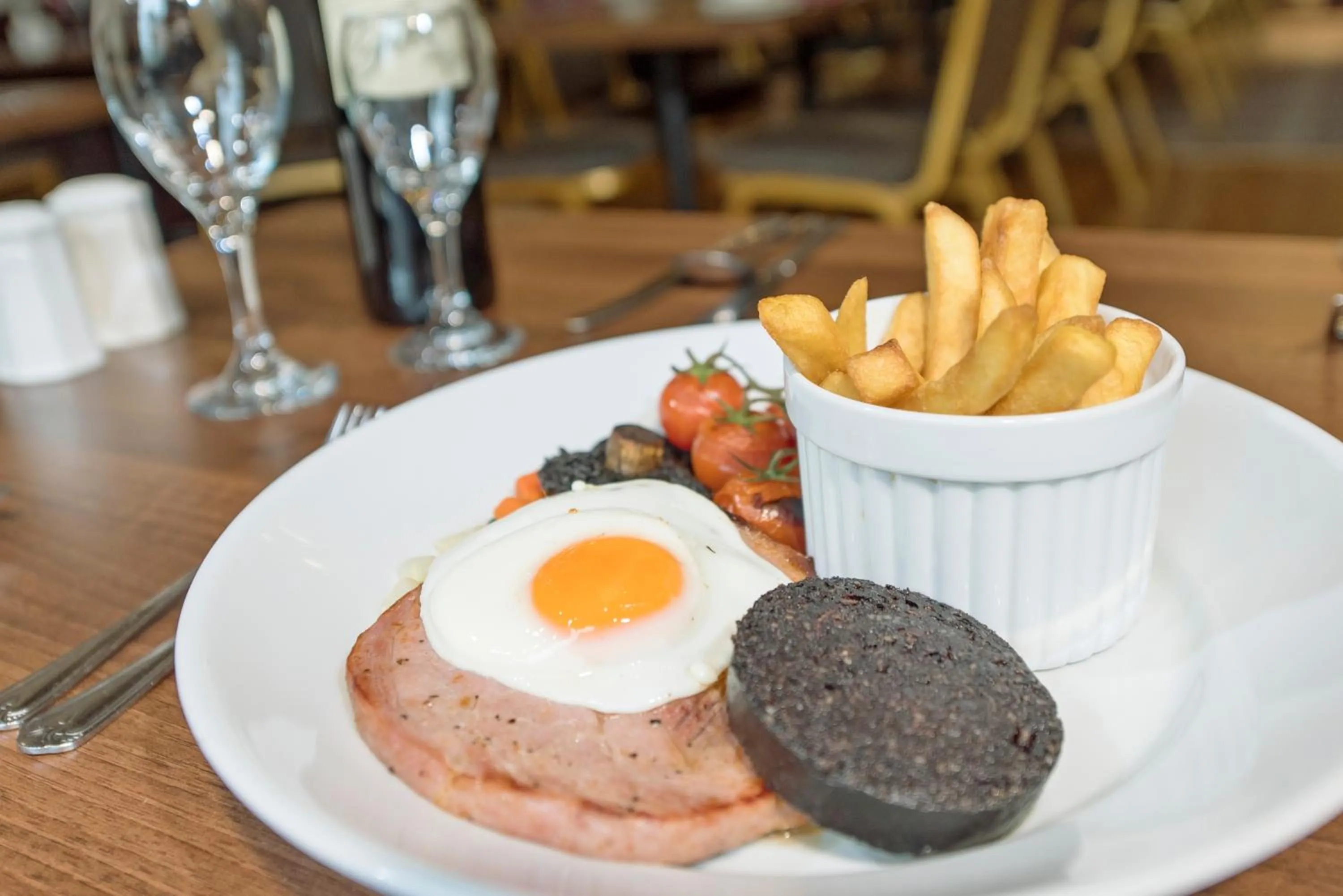 Food in Salutation Hotel