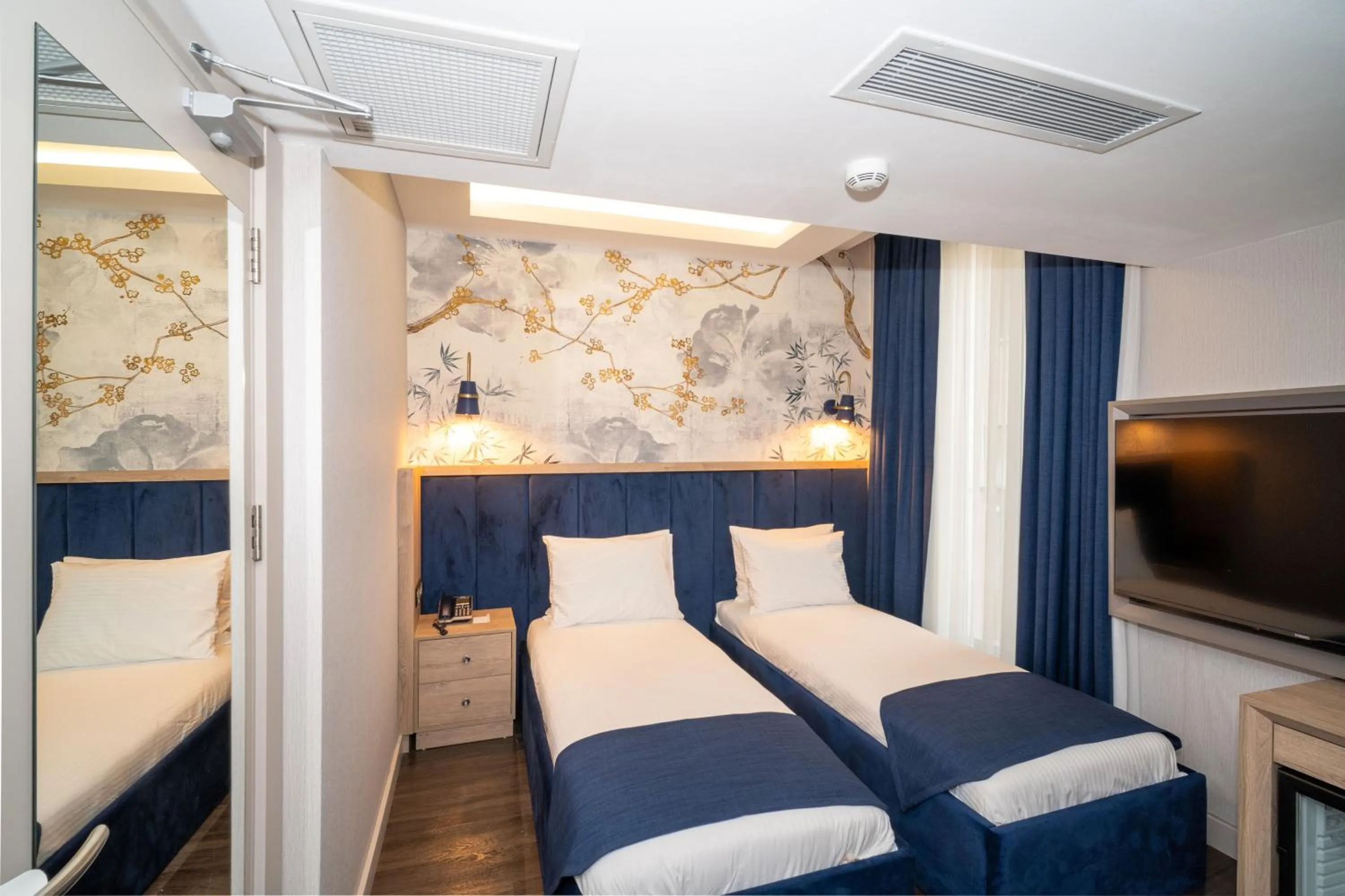 Bed in Querencia Hotel