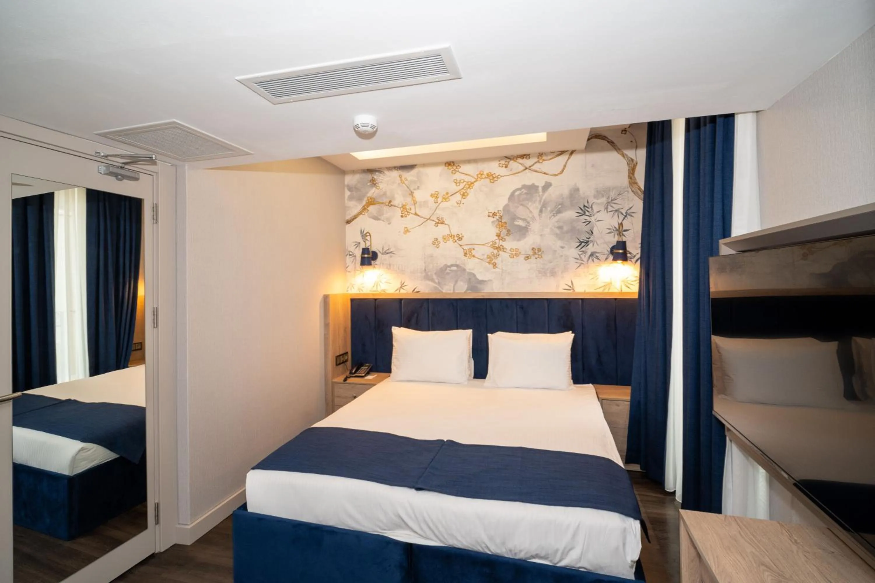 Bed in Querencia Hotel