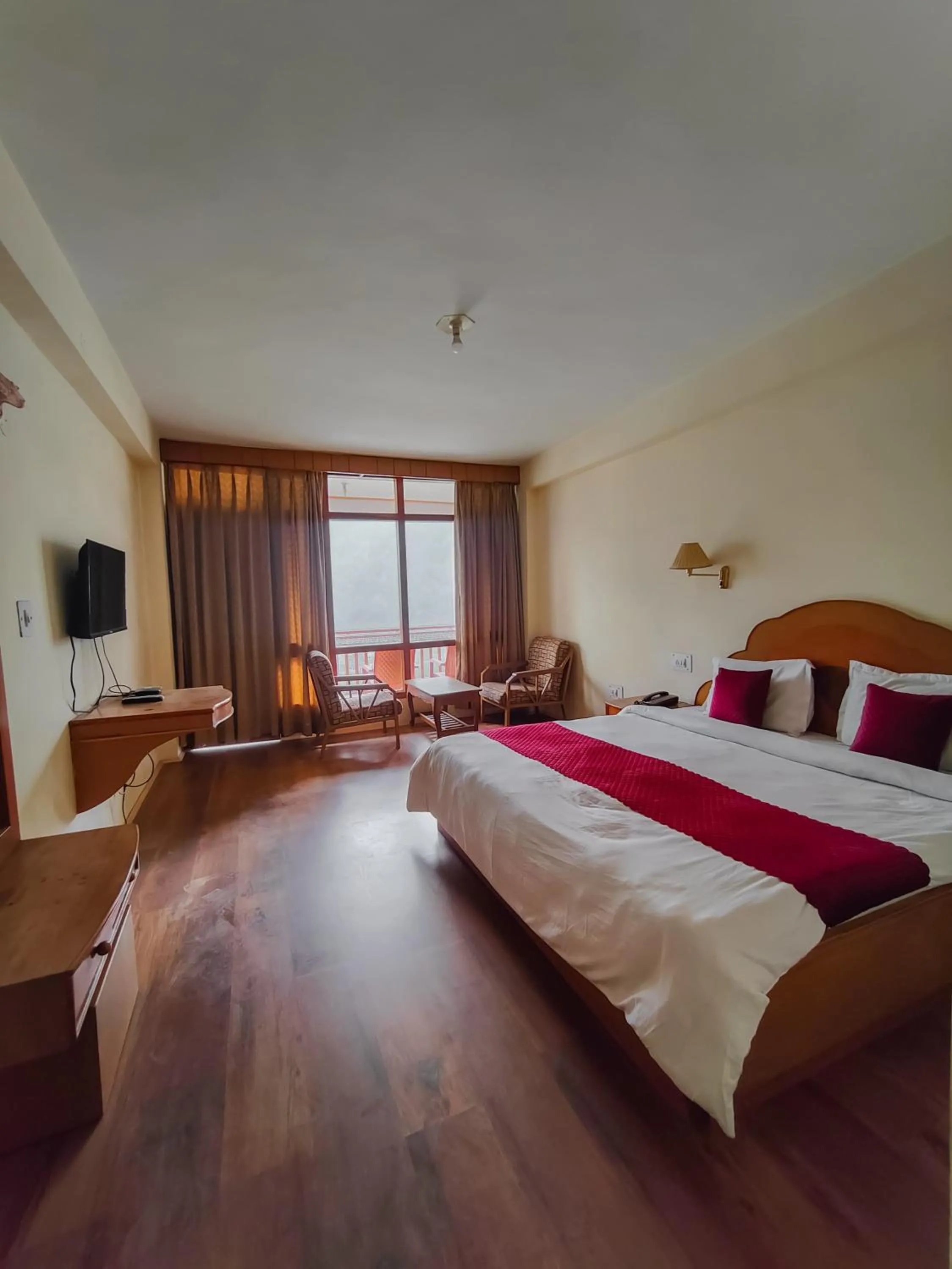 Hotel Arohi