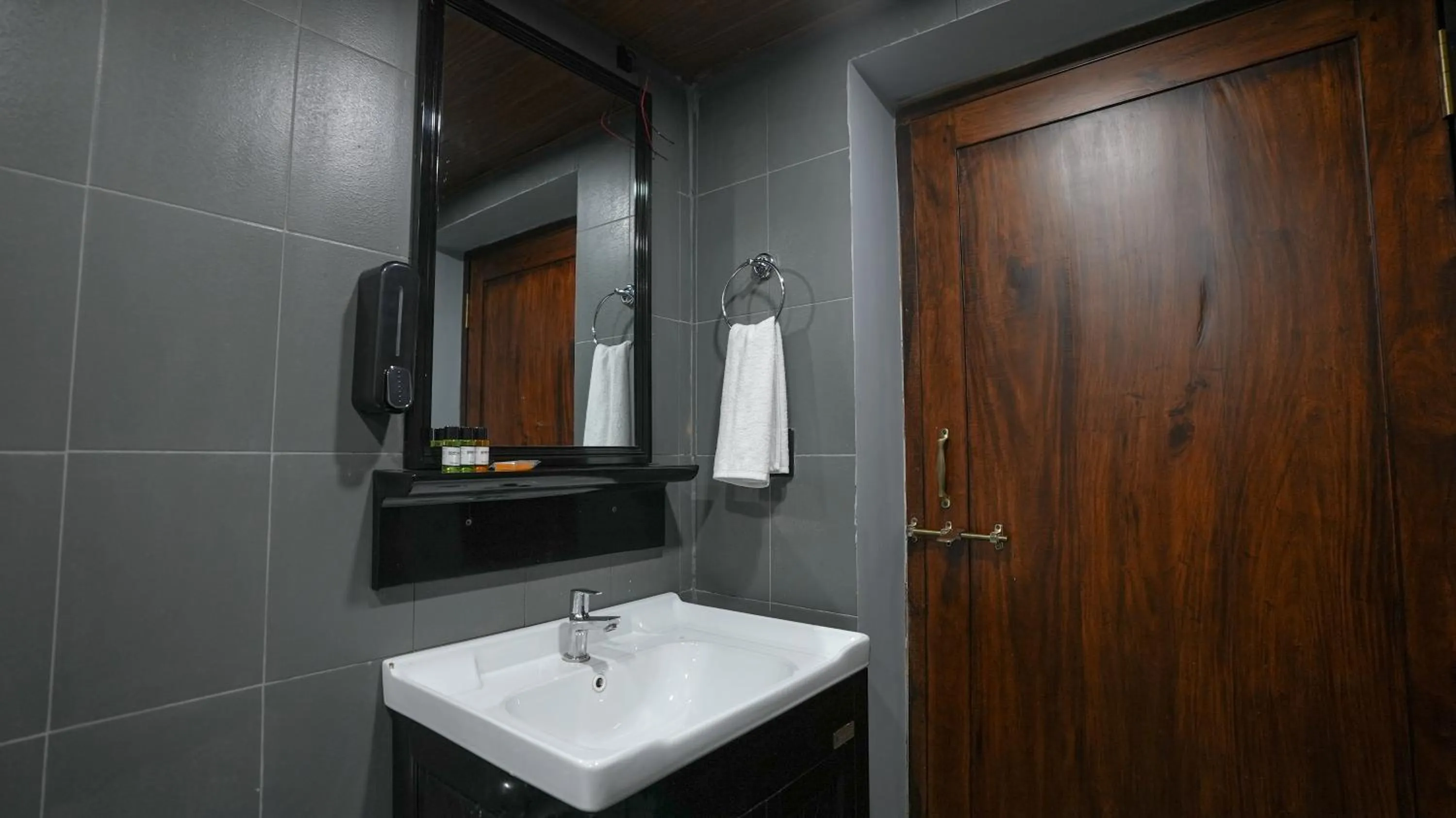 Shower in Sort By Stays, Grand Peddem, Anjuna