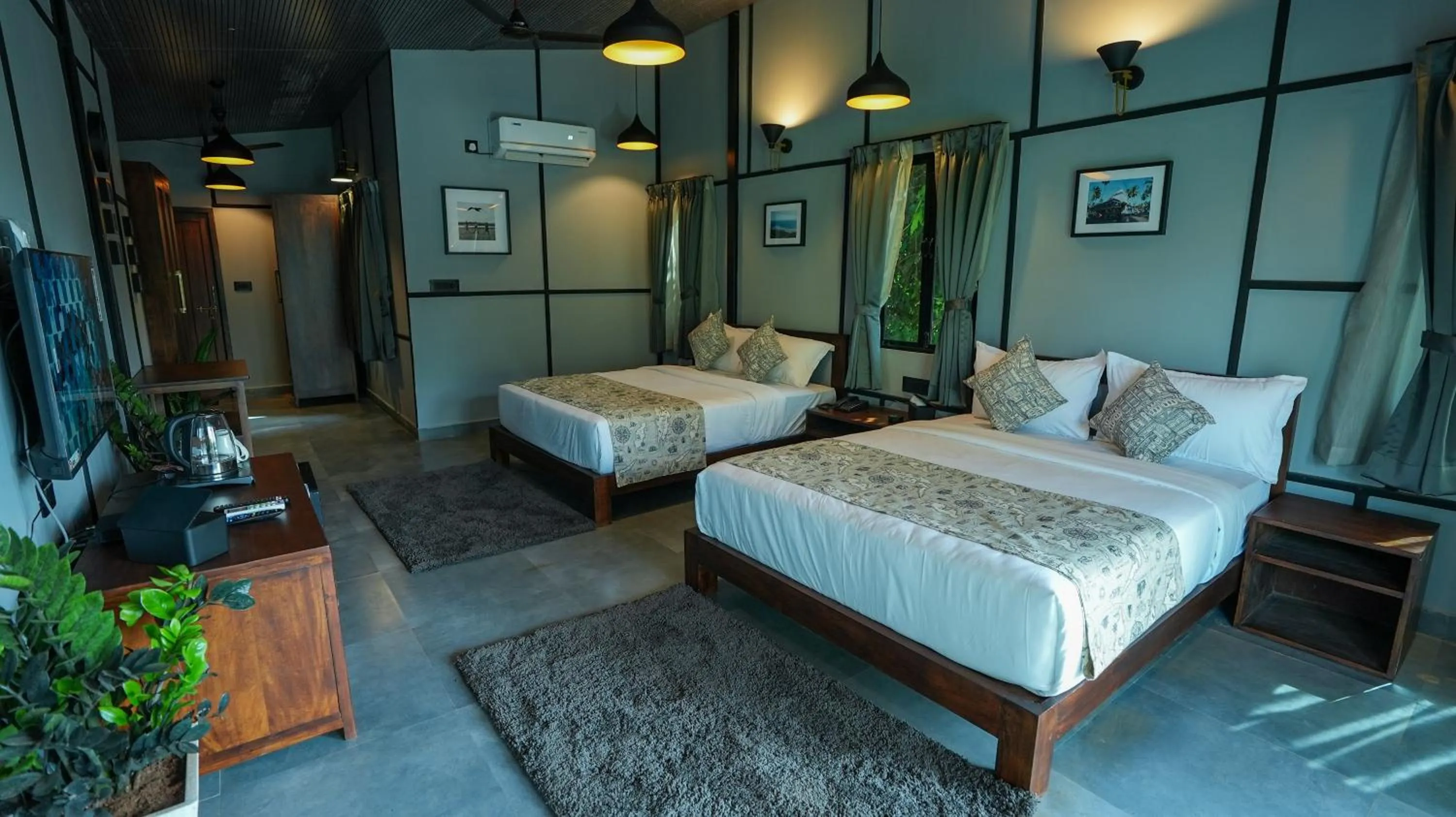 TV and multimedia, Bed in Sort By Stays, Grand Peddem, Anjuna