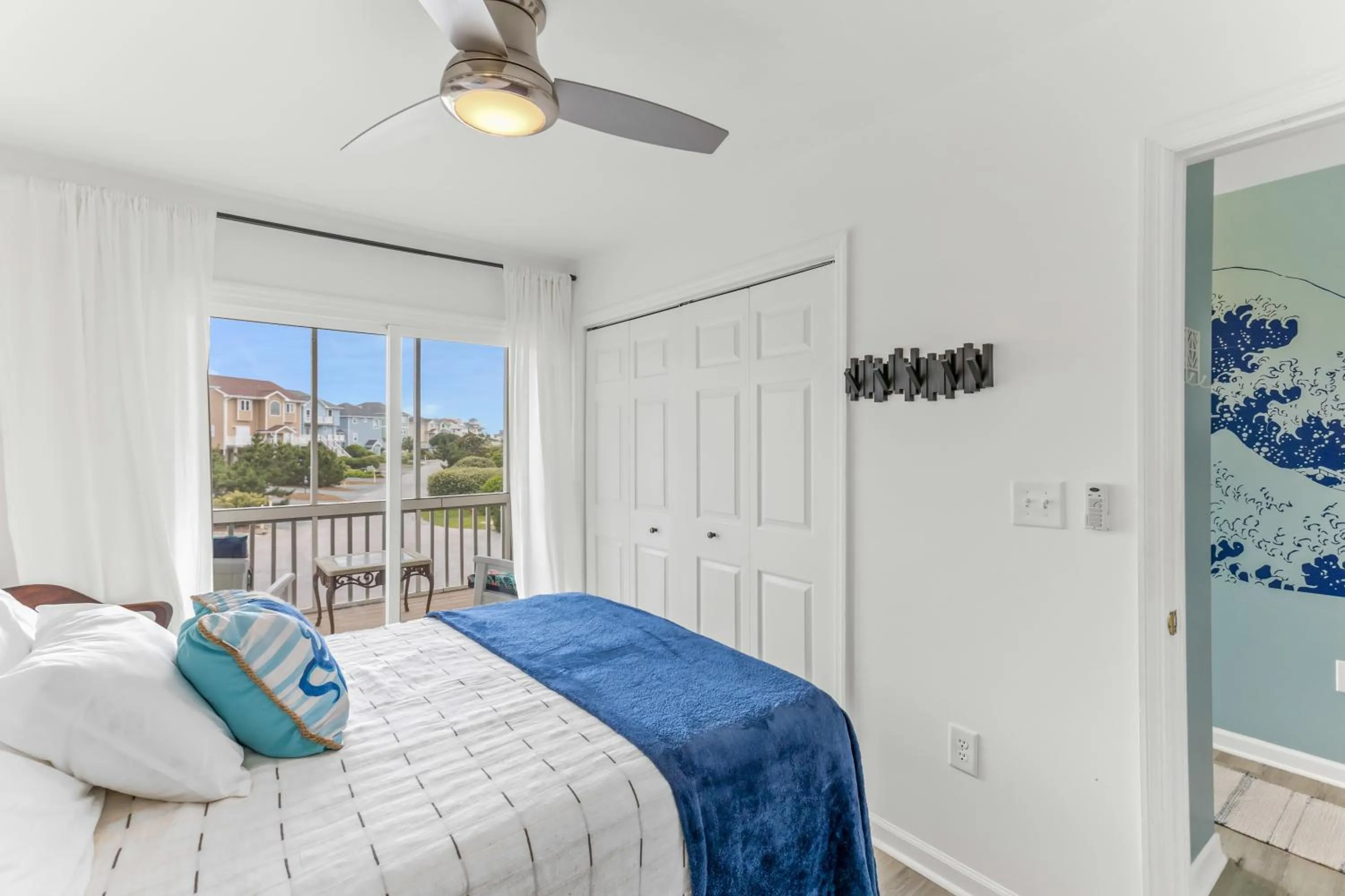 Bed in Lowe Tide