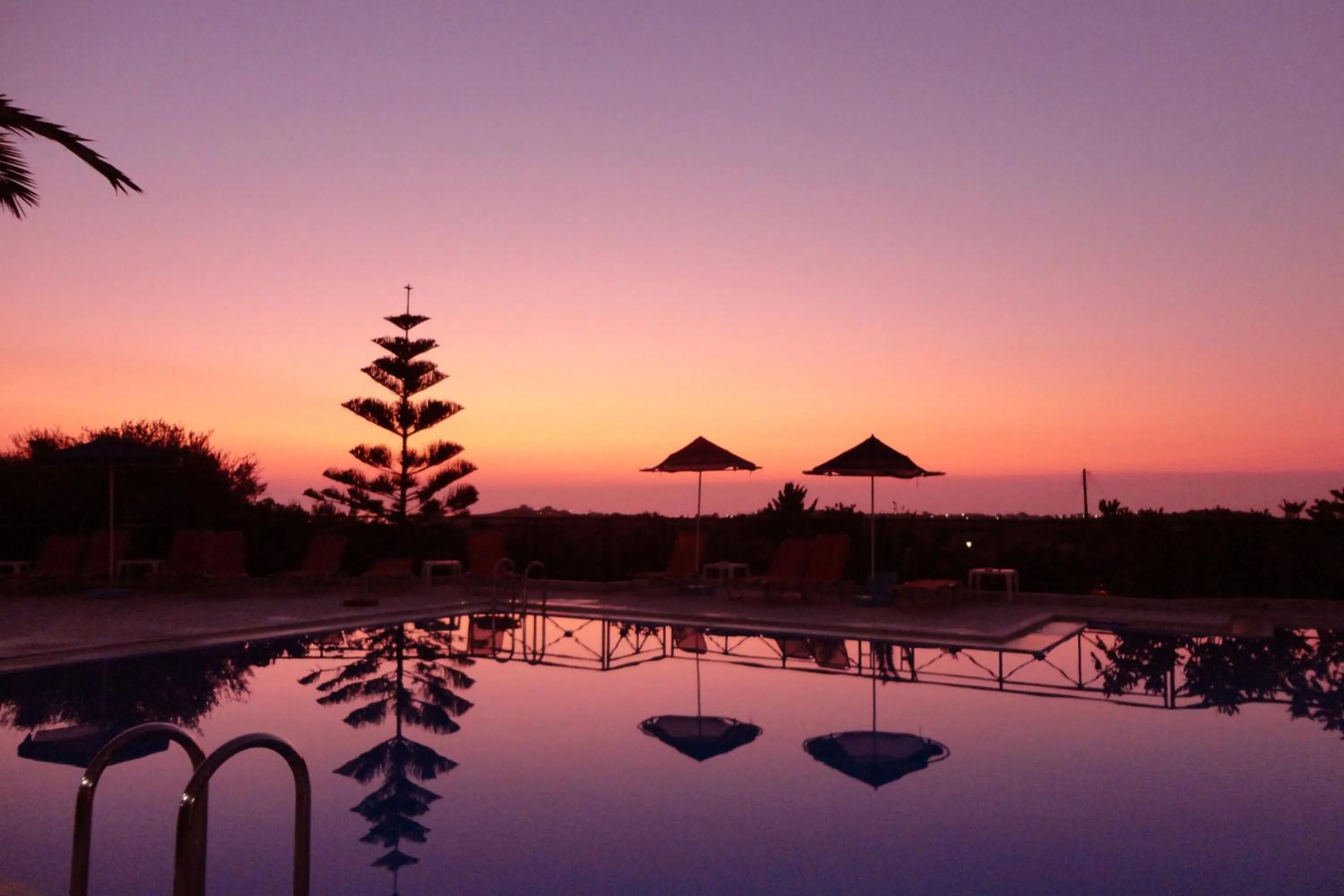 Swimming pool in Aloni Suites