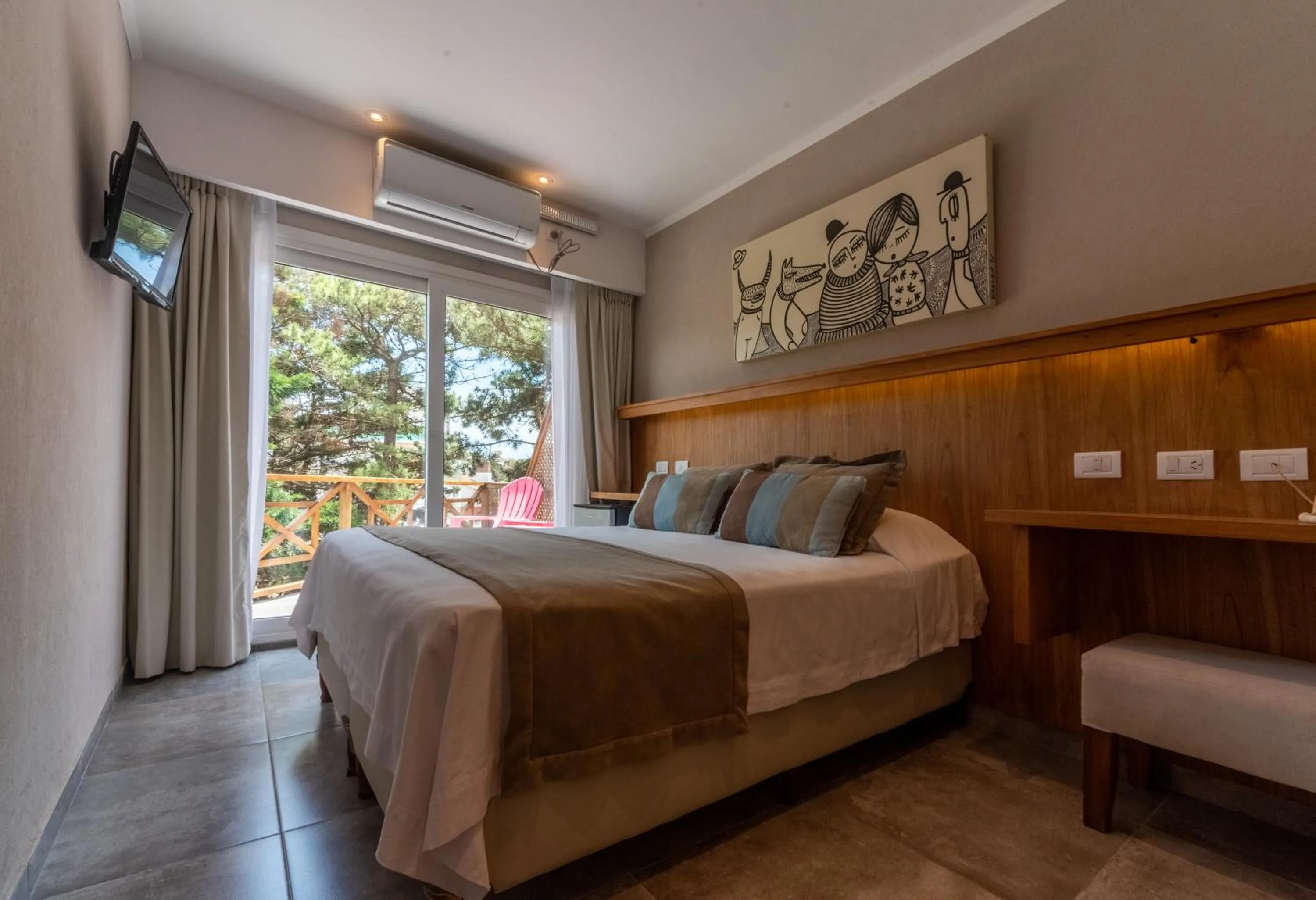 Bed in Romina Art Hotel