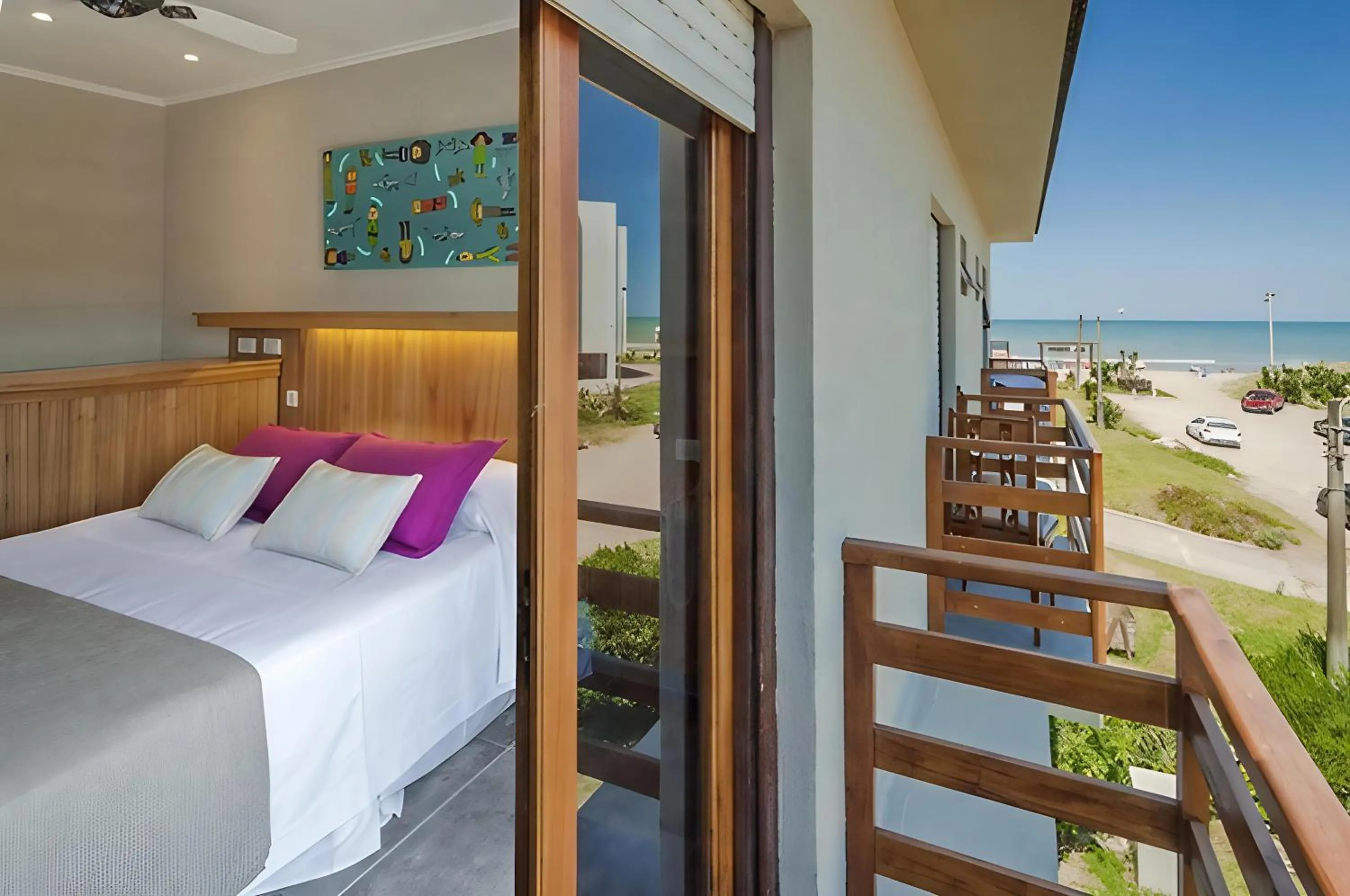 Photo of the whole room, Bed in Romina Art Hotel