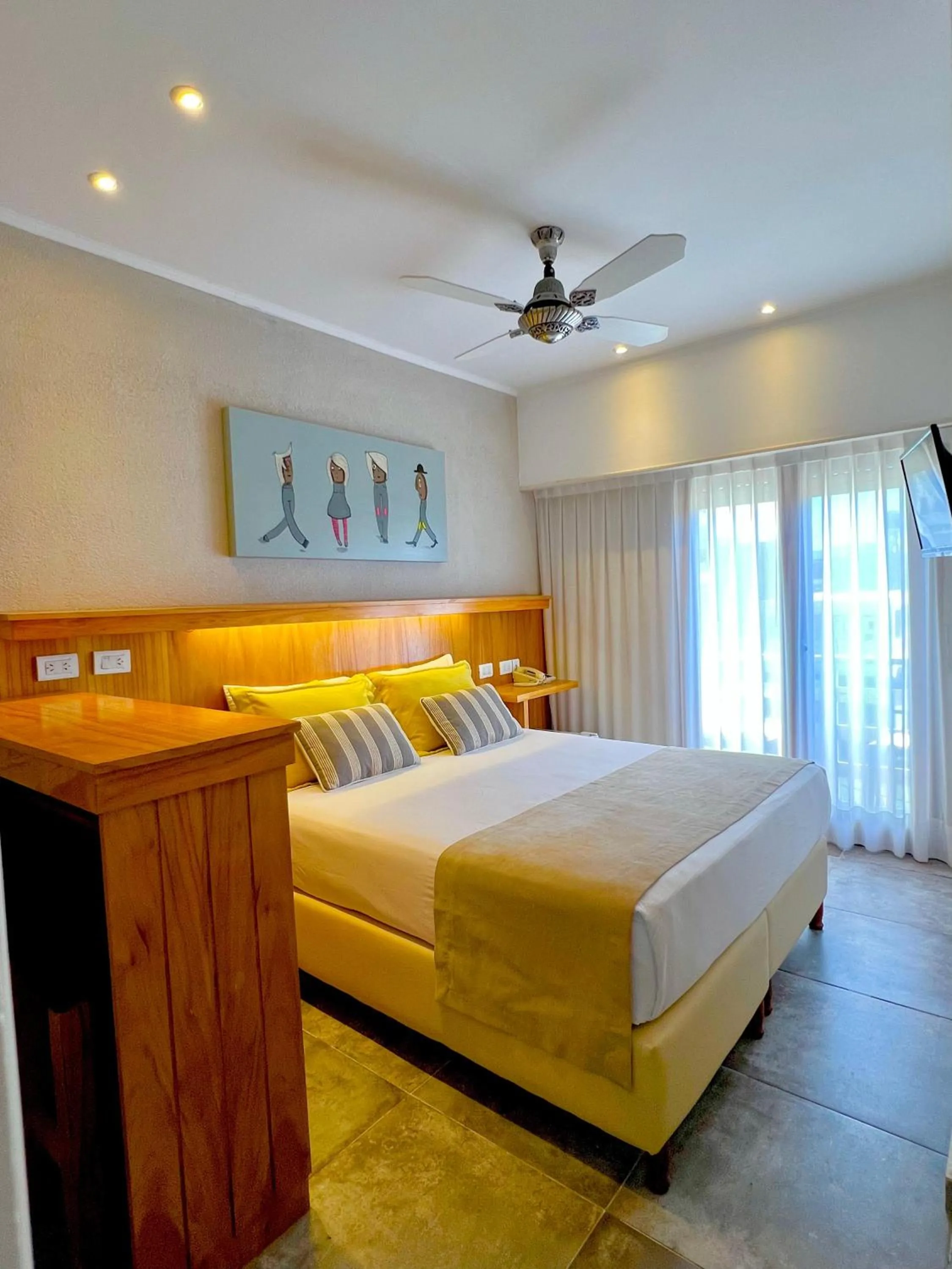 Bedroom, Bed in Romina Art Hotel