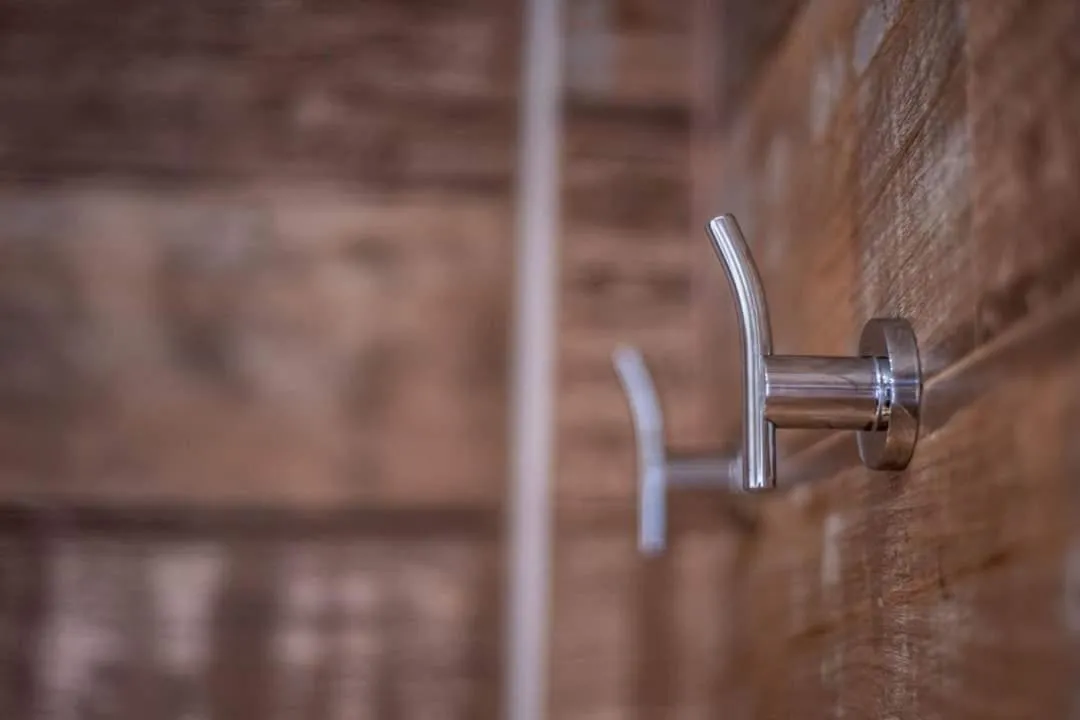 Shower in Romina Art Hotel