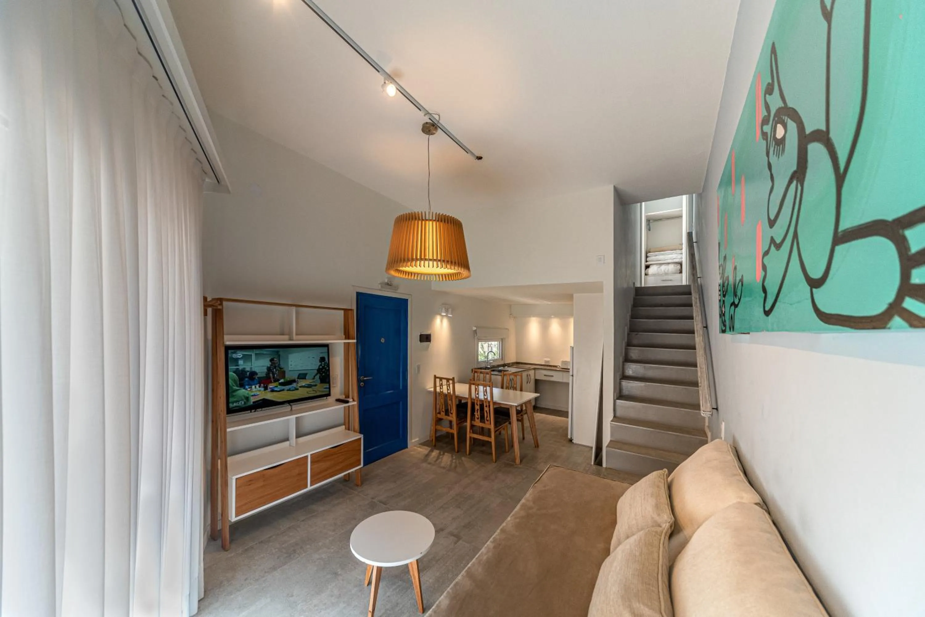 Living room in Romina Art Hotel