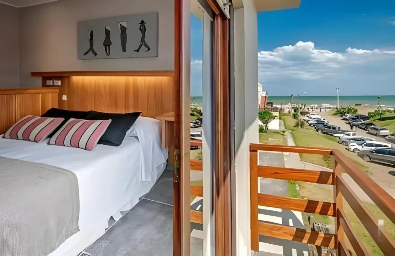 Balcony/Terrace, Bed in Romina Art Hotel