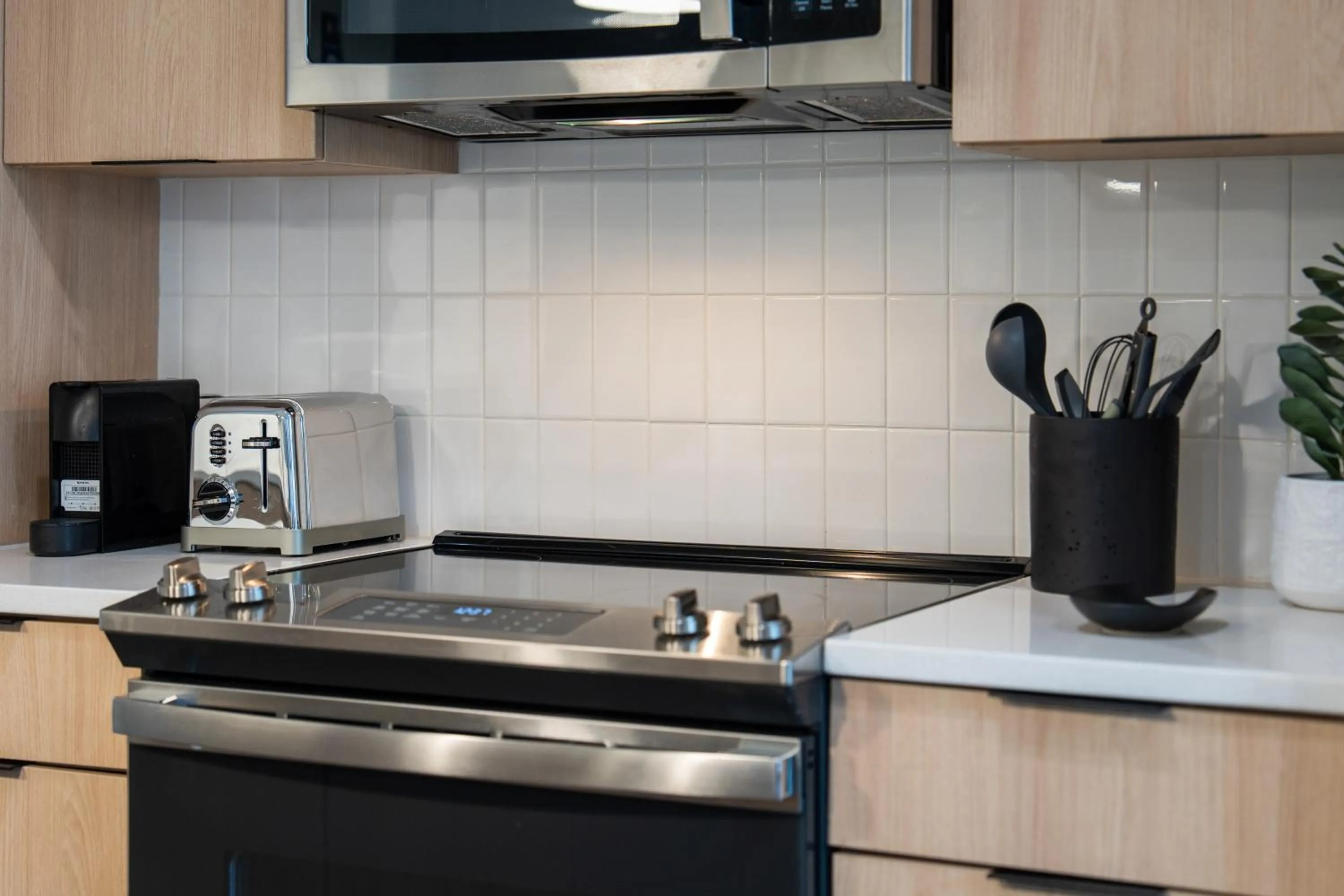 Coffee/tea facilities in Luxury Apartments by Hyatus at The Asher