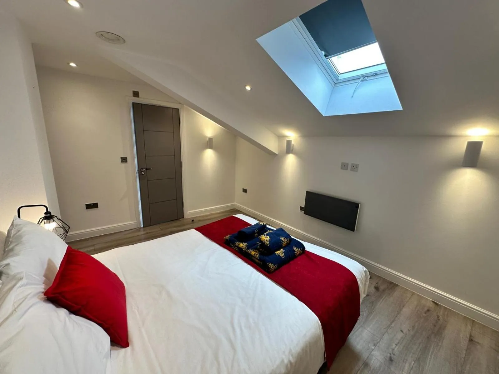 Bedroom, Bed in Alur Apartments Liverpool Central