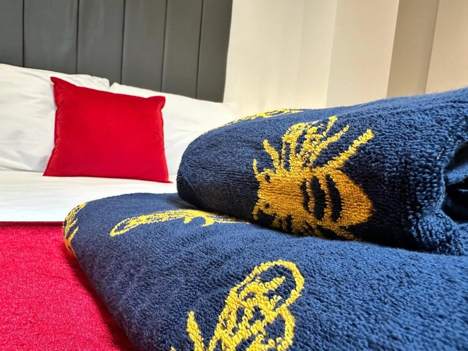 Bedroom, Bed in Alur Apartments Liverpool Central