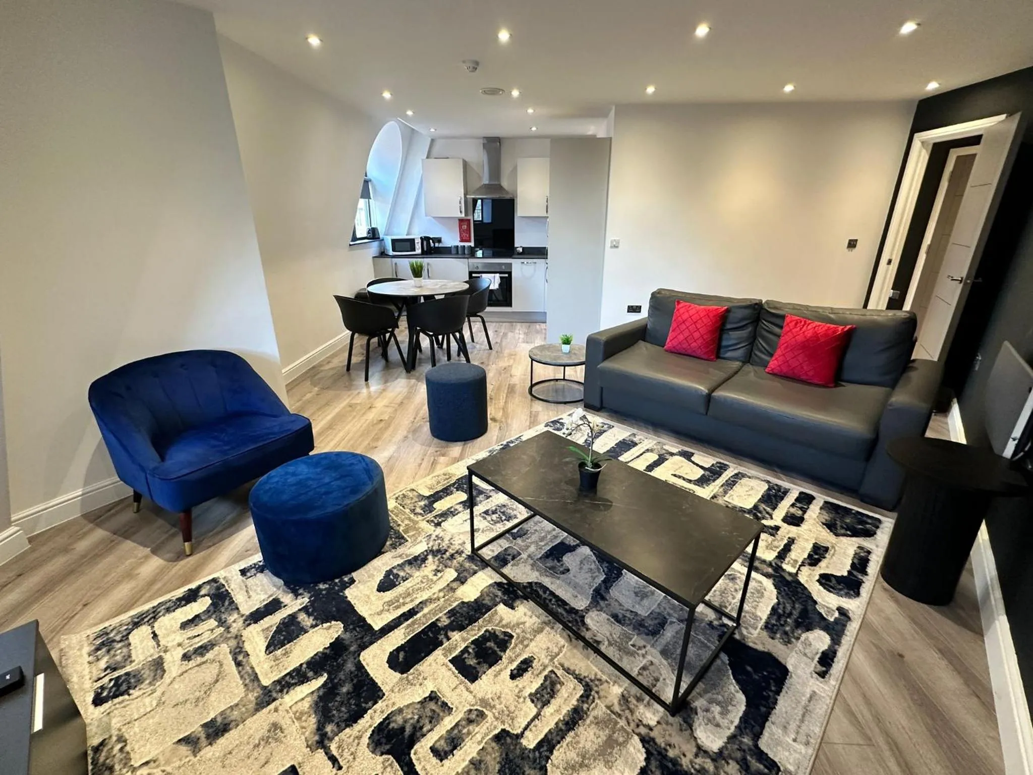 Kitchen or kitchenette in Alur Apartments Liverpool Central