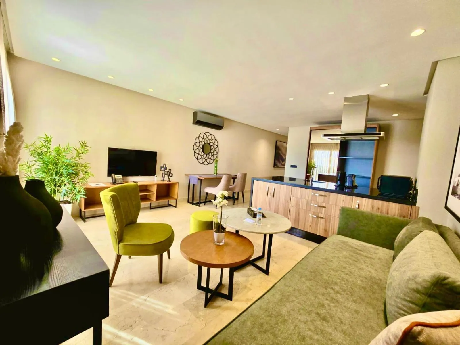 Communal lounge/ TV room in AS Premium By Soho Hotels Maarif