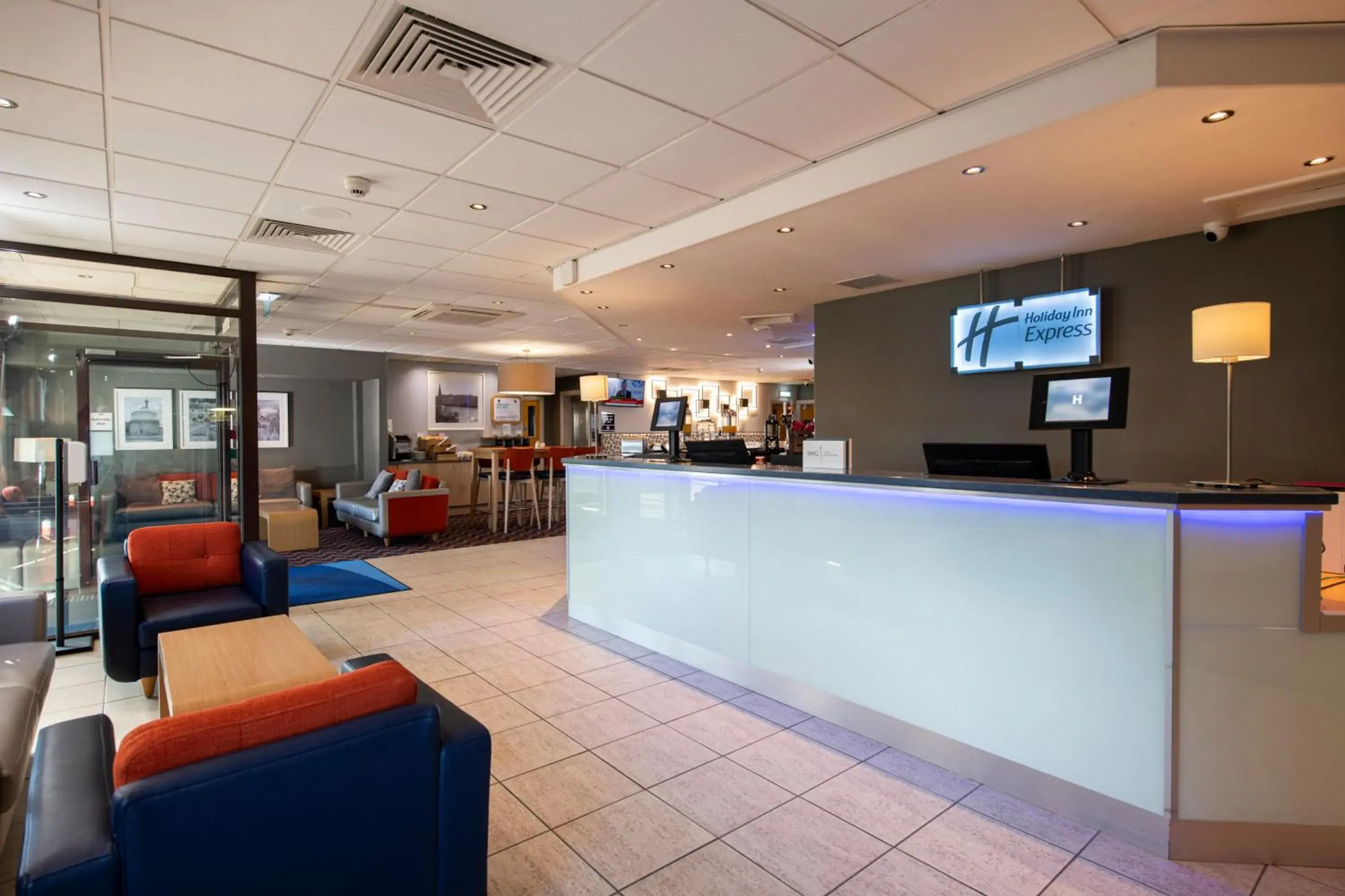 Lobby or reception in Holiday Inn Express Perth by IHG Lobby or reception in Holiday Inn Express Perth by IHG