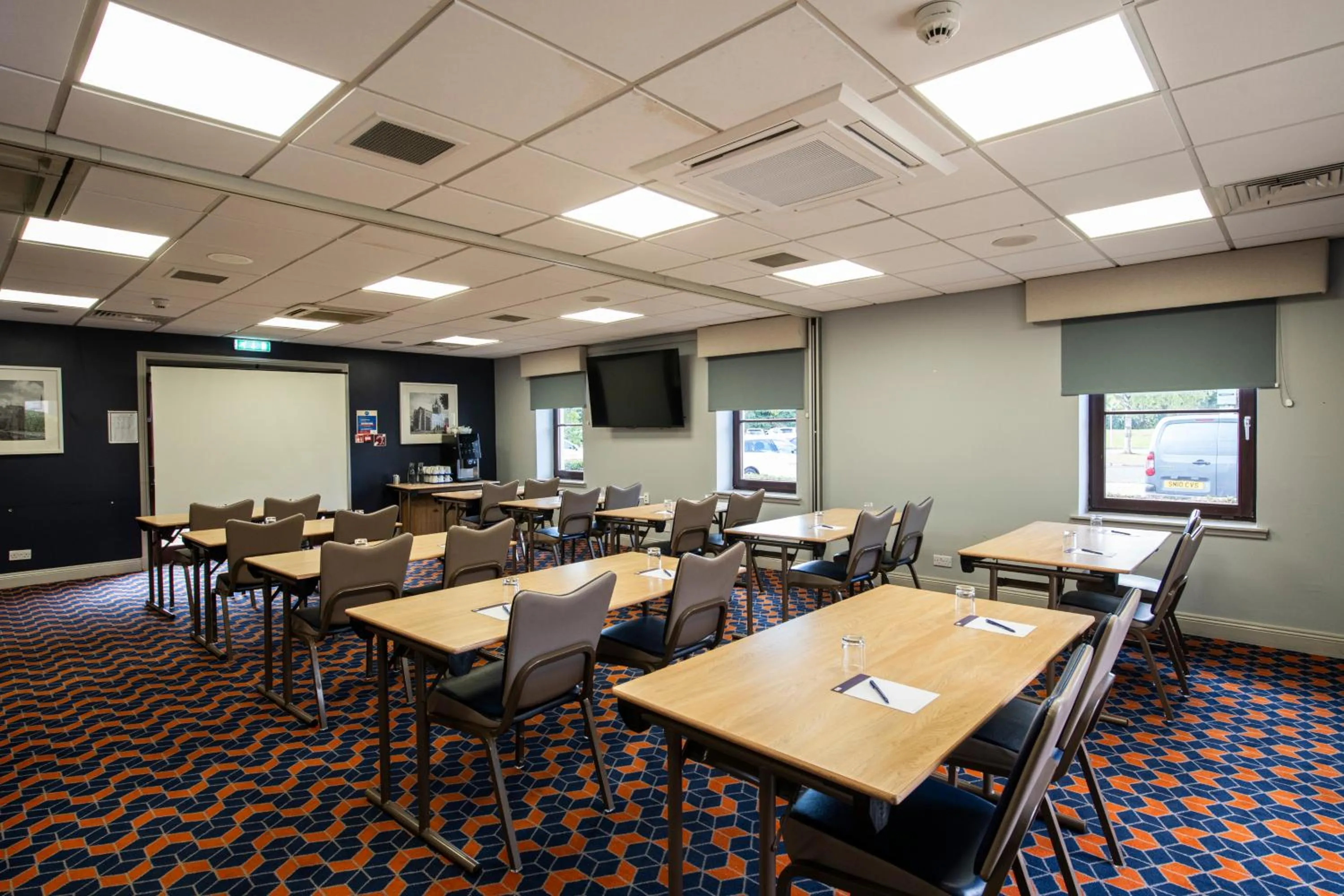 Meeting/conference room in Holiday Inn Express Perth by IHG