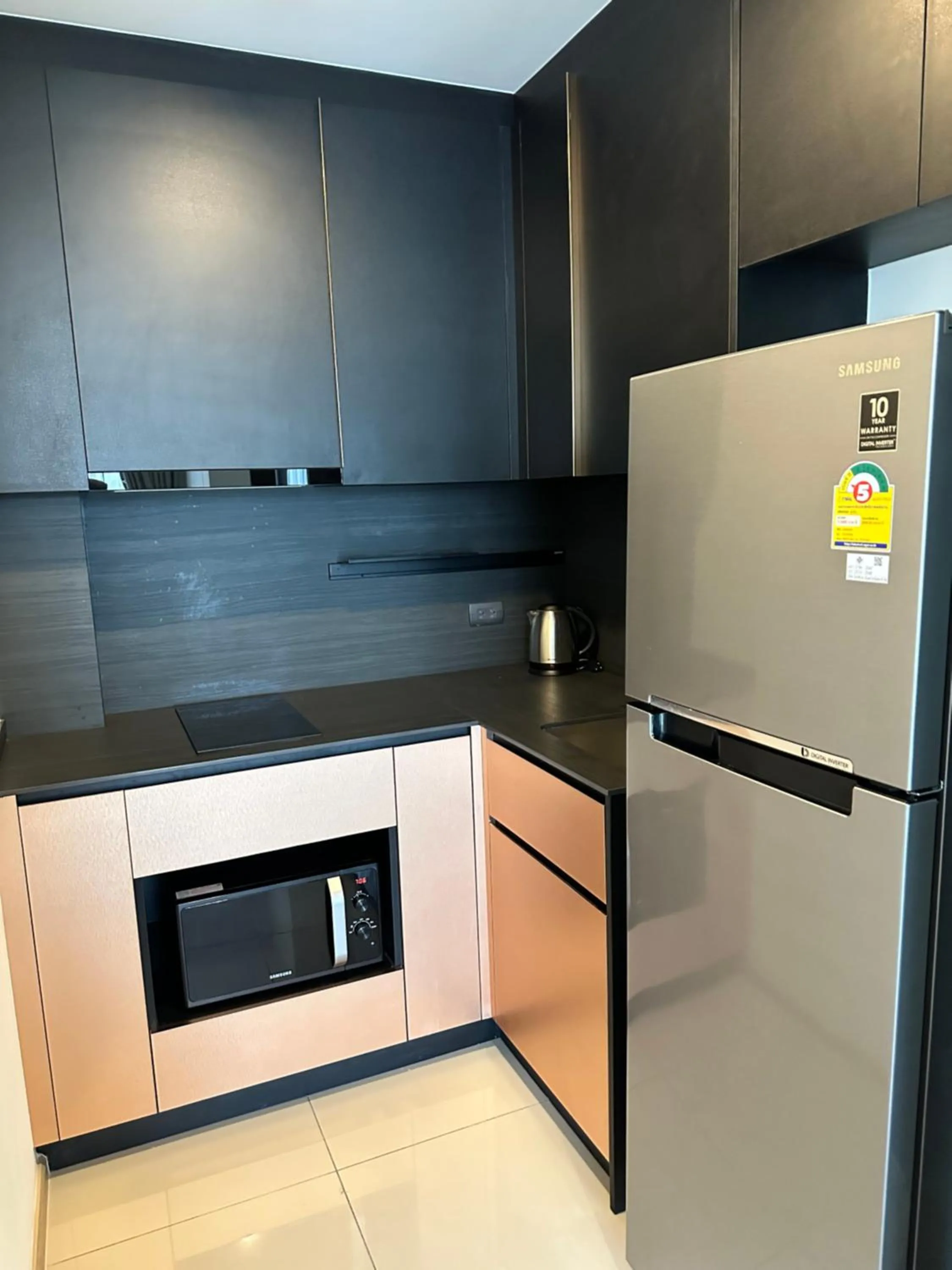 Kitchen or kitchenette in Edge Central Pattaya