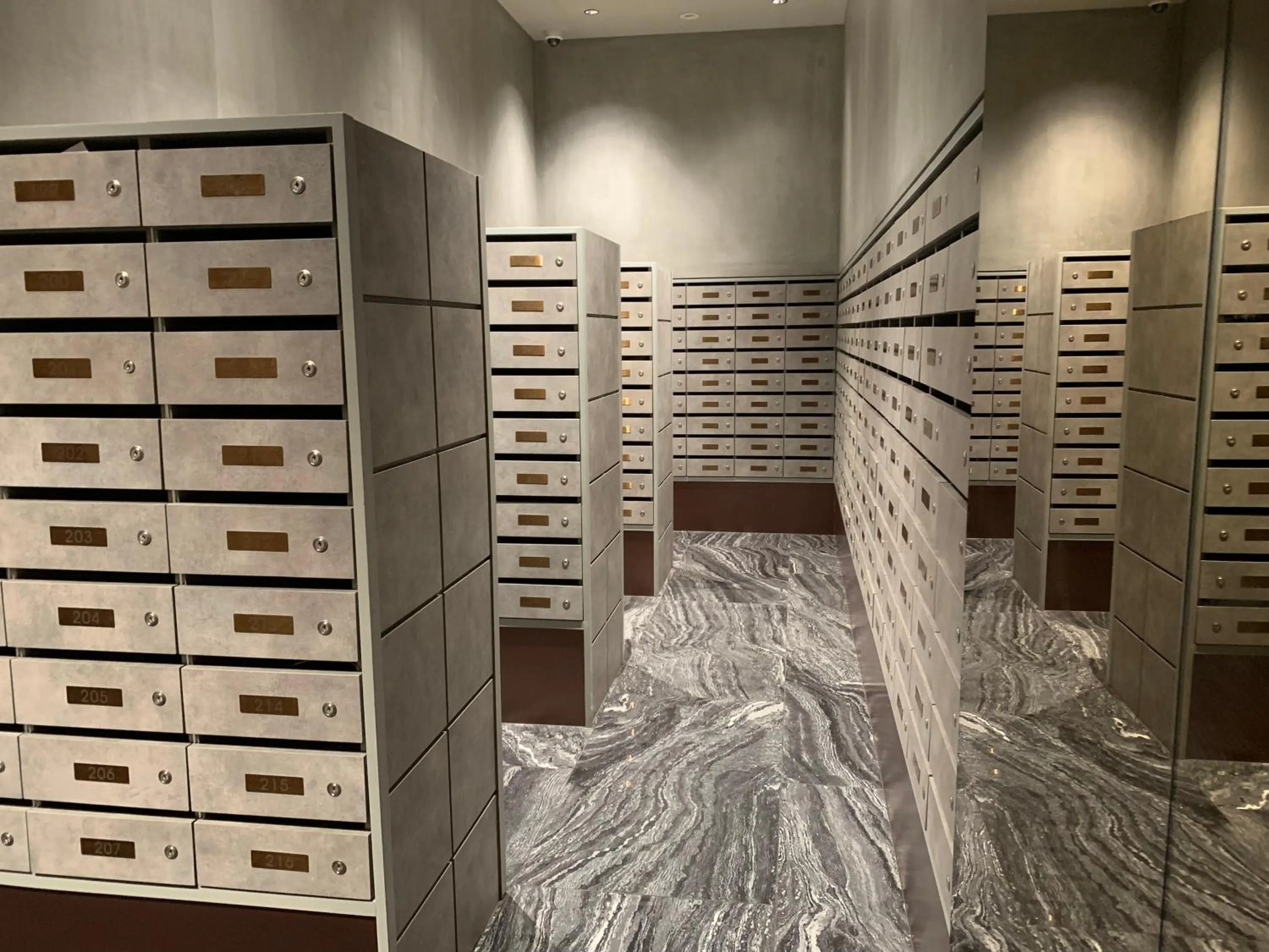 locker in Edge Central Pattaya