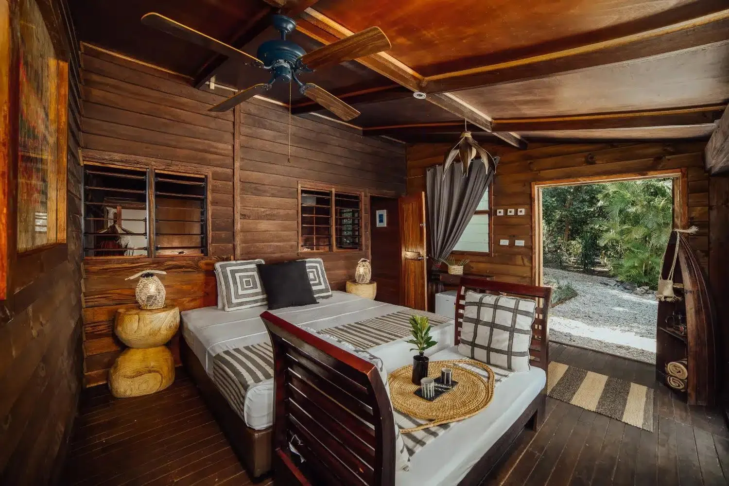 Bed in Trees and Fishes Private Retreat