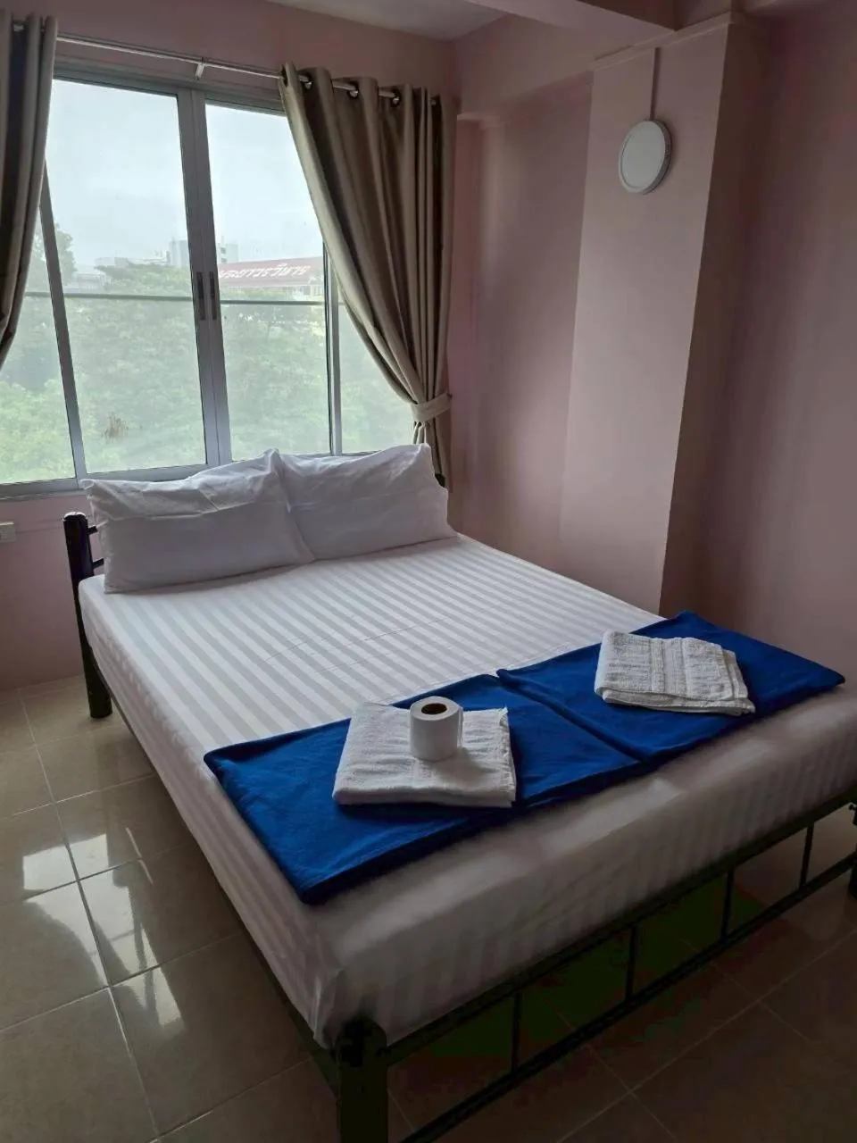 Bed in Bella Bella Riverview