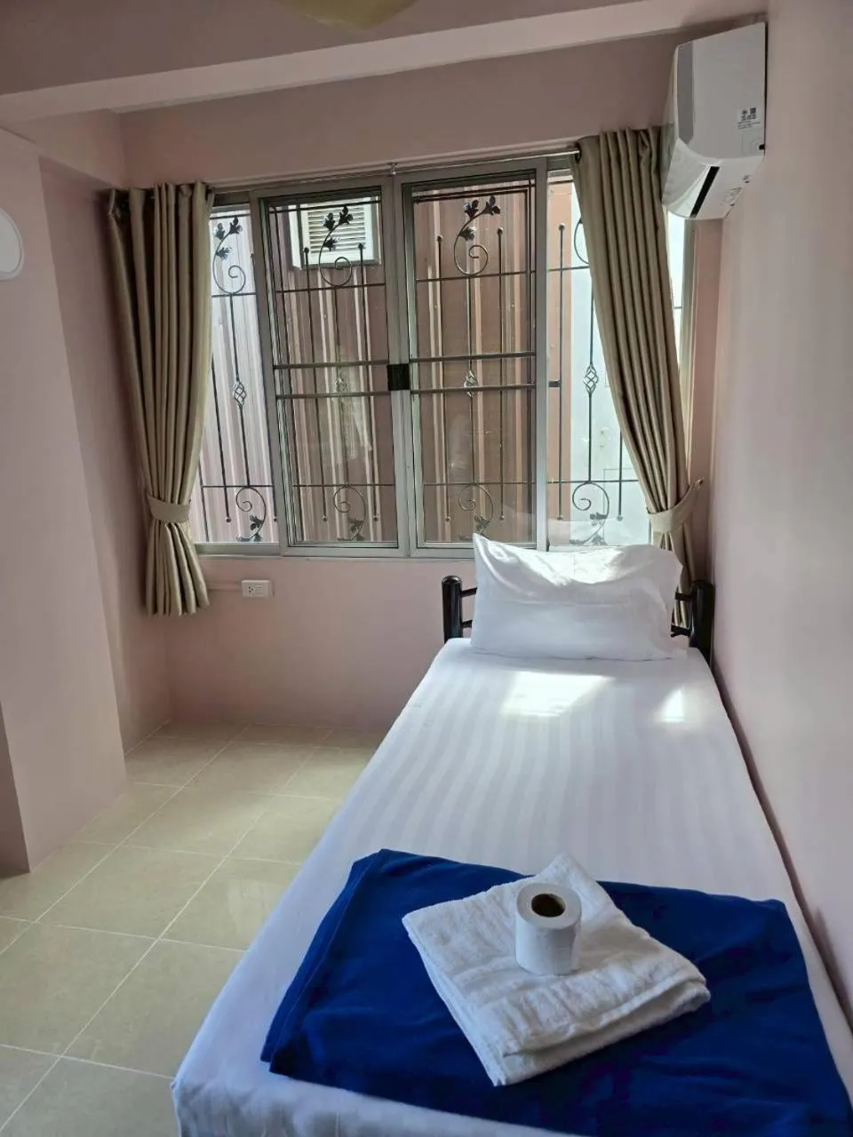 Bed in Bella Bella Riverview