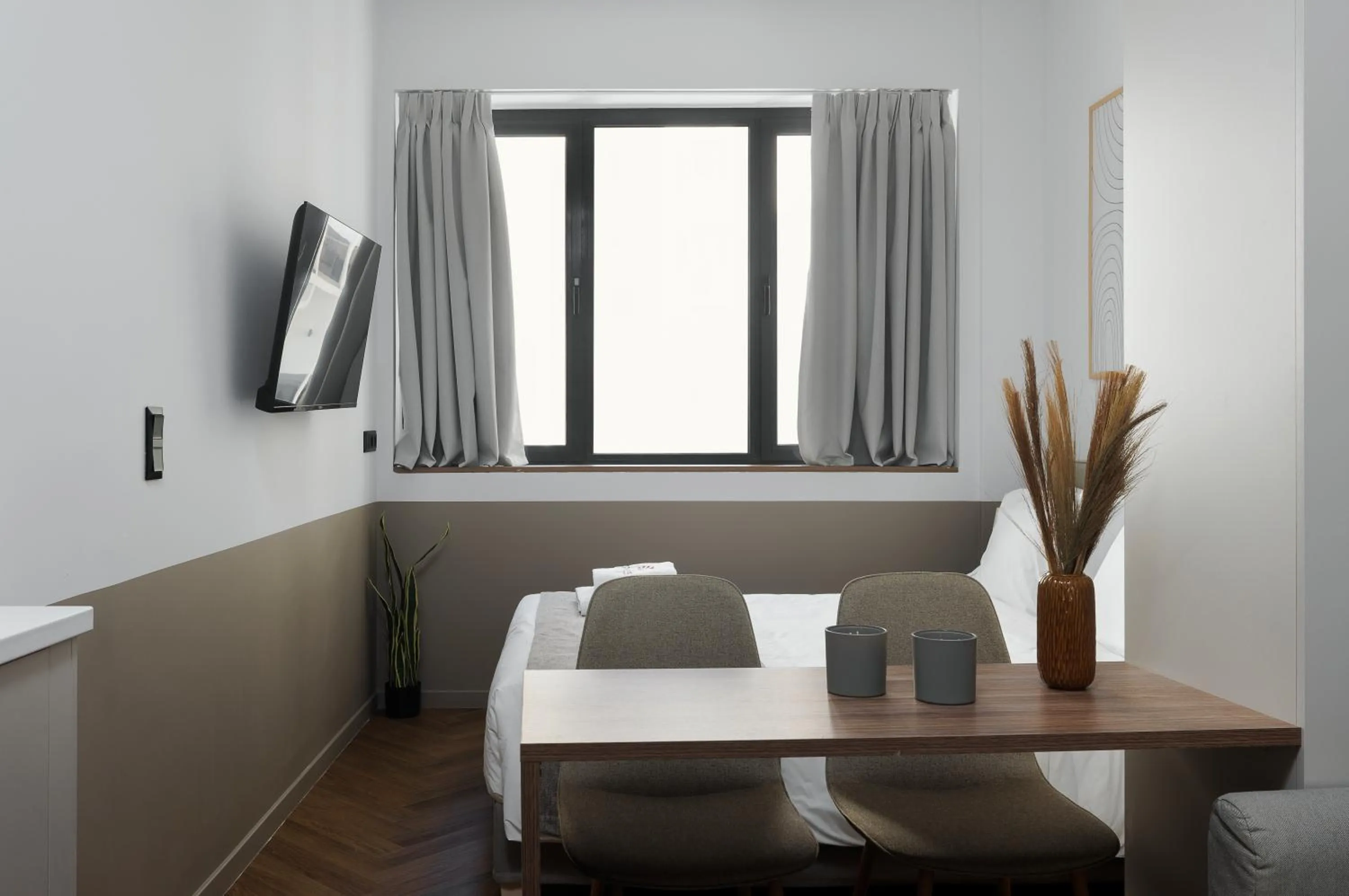 TV and multimedia in Ermass Modern Living Apartments