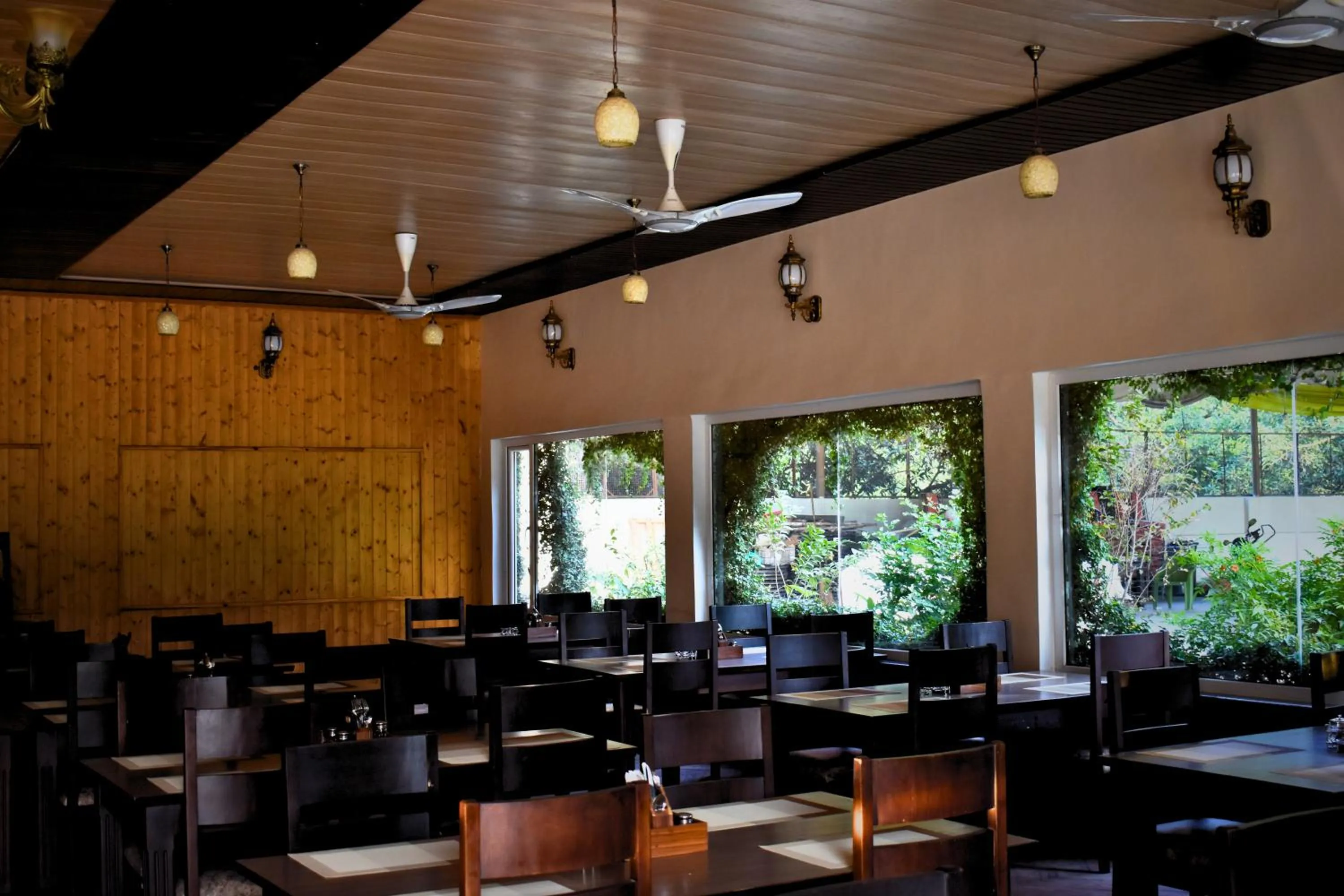 Restaurant/places to eat in The Greenwich resort