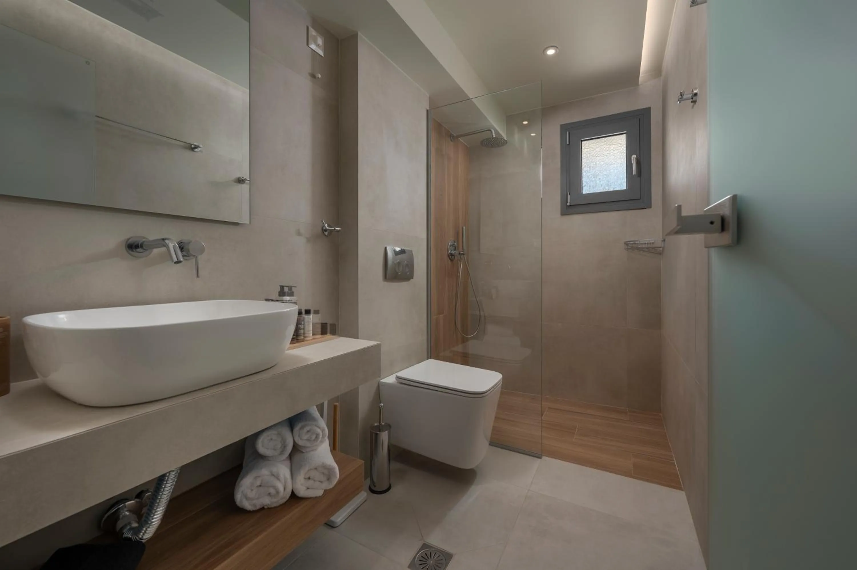 Bathroom in Sandy Seaside Suites