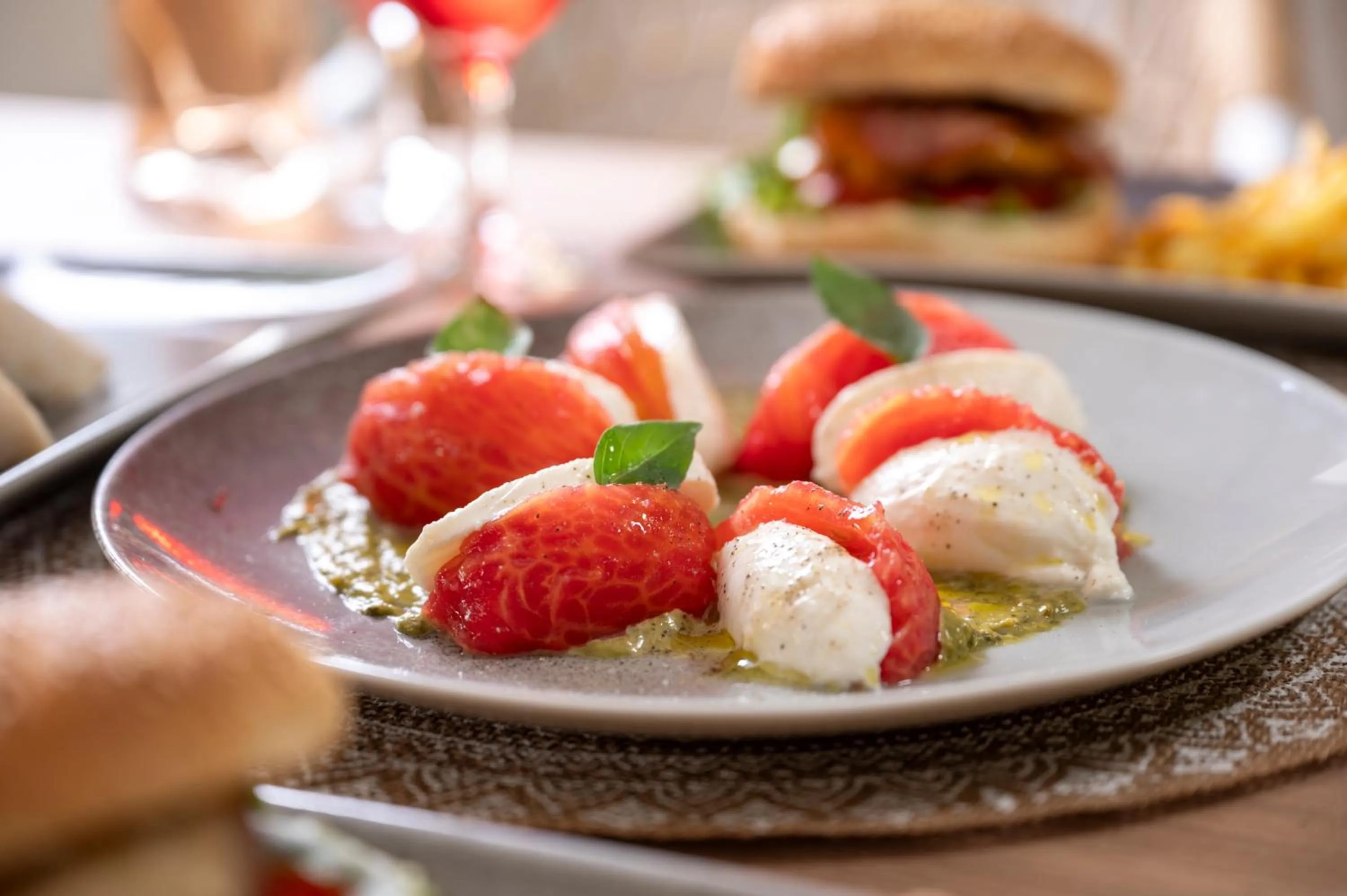 Food in Sandy Seaside Suites