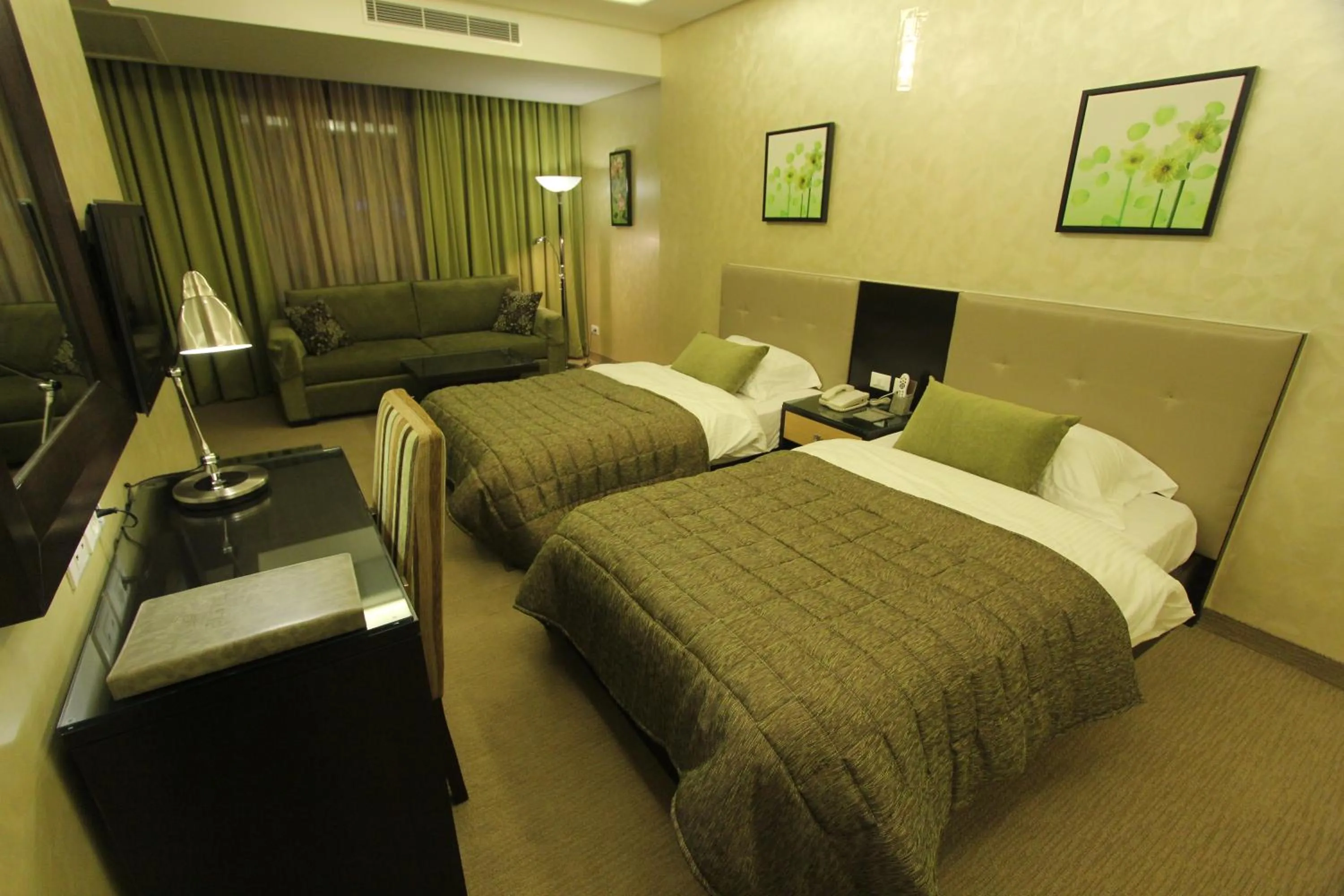 Standard Double or Twin Room in Elite Hotel By Beverly