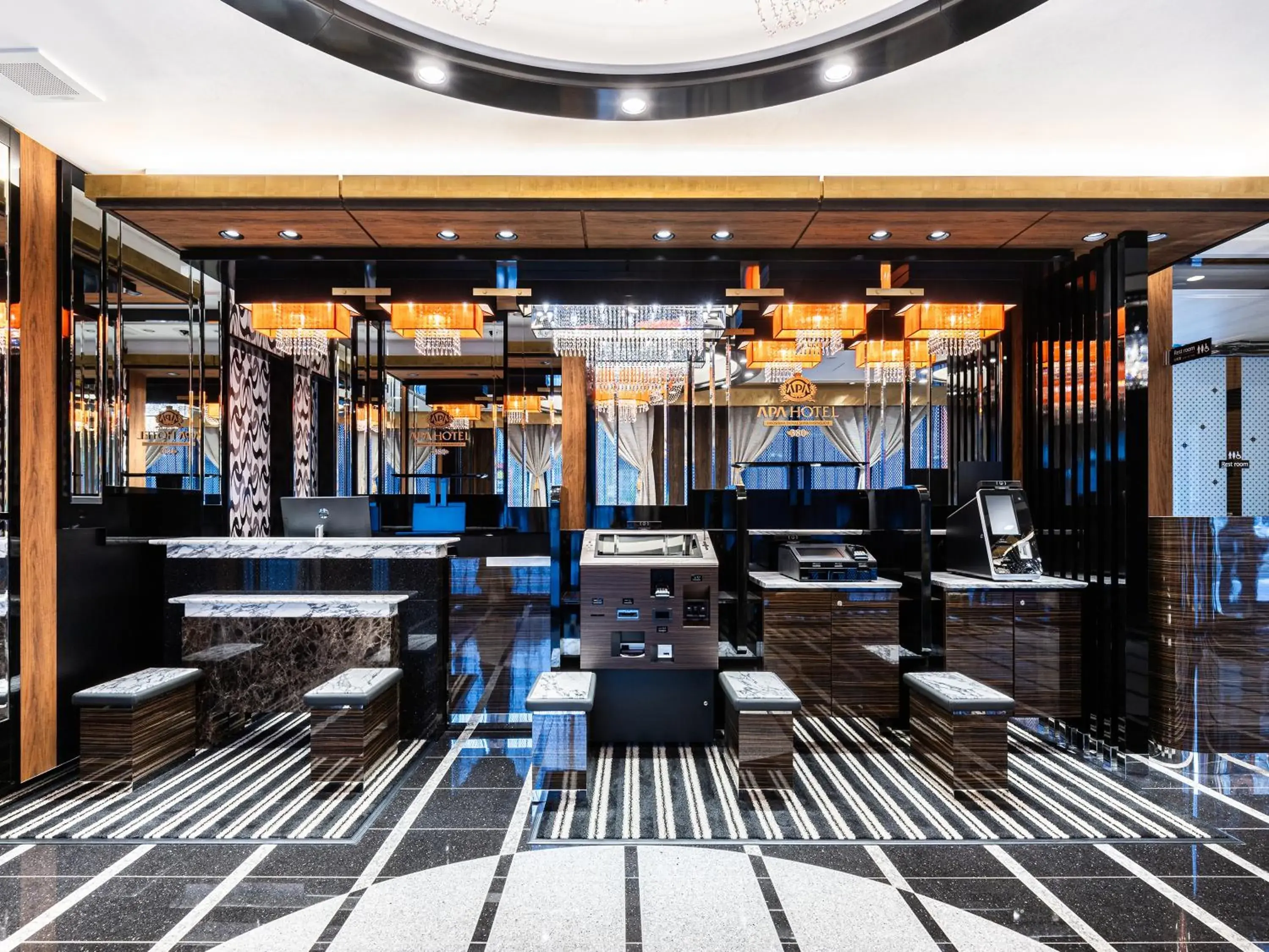 Lobby or reception in APA Hotel Hiroshima Ekimae Shinkansenguchi Lobby or reception in APA Hotel Hiroshima Ekimae Shinkansenguchi