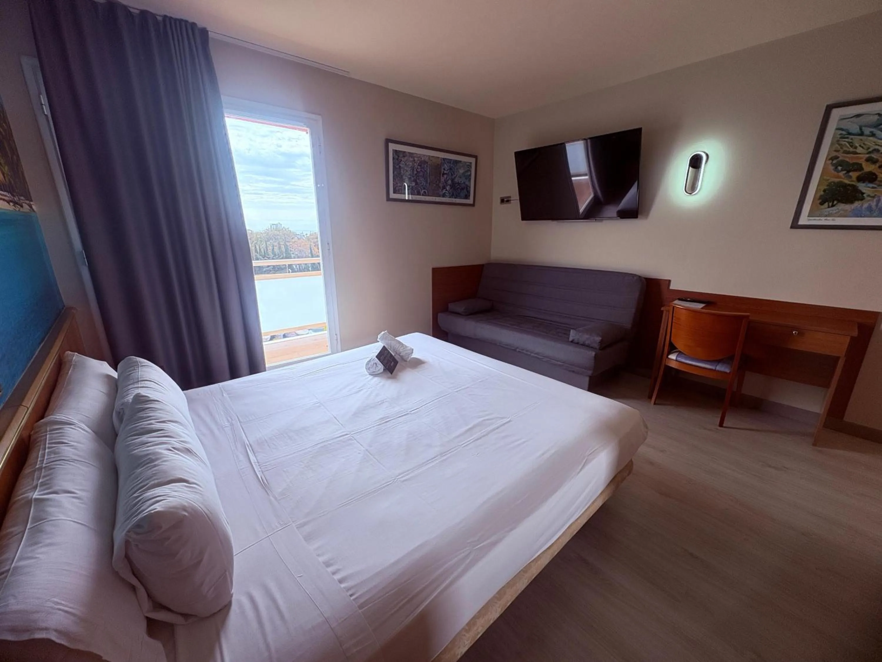 Bedroom, Bed in Cambrils Paradise