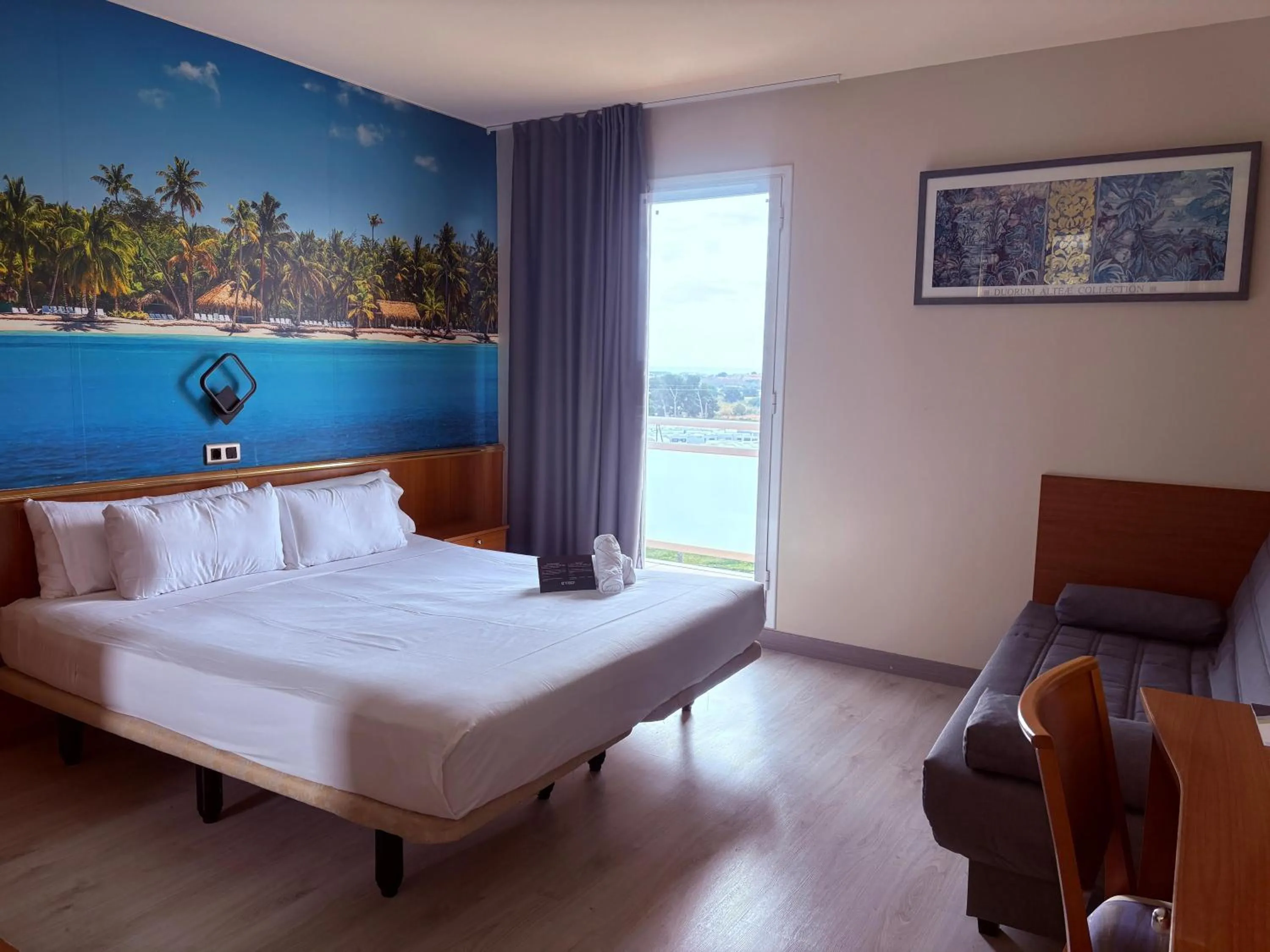 Bedroom, Bed in Cambrils Paradise