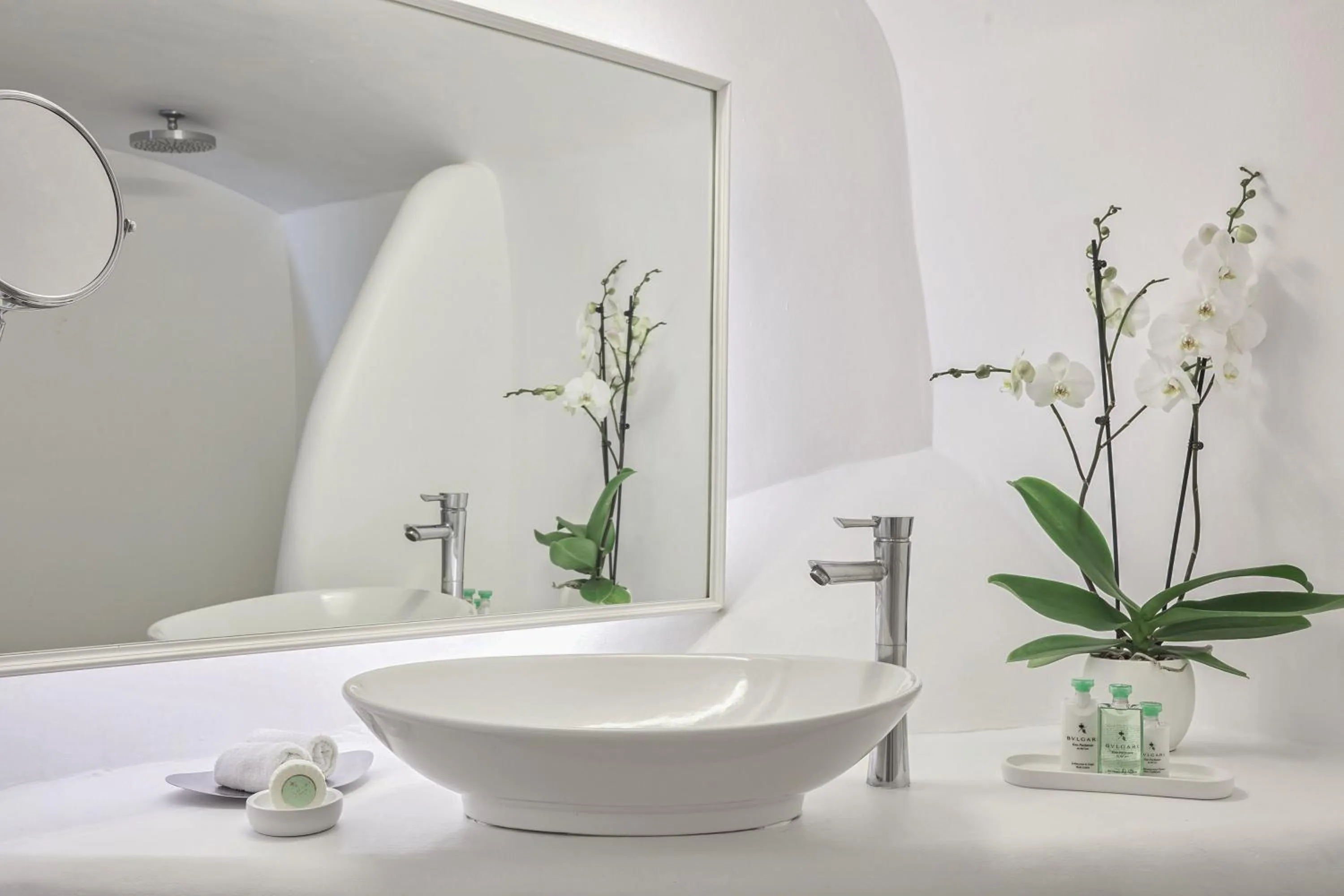 Bathroom in Katikies Chromata Santorini - The Leading Hotels of the World