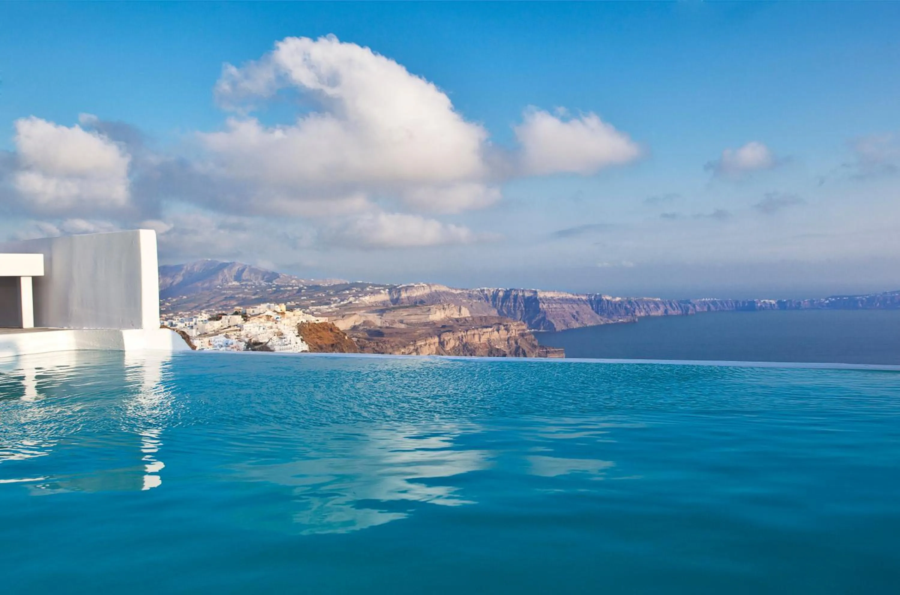 Day in Katikies Chromata Santorini - The Leading Hotels of the World