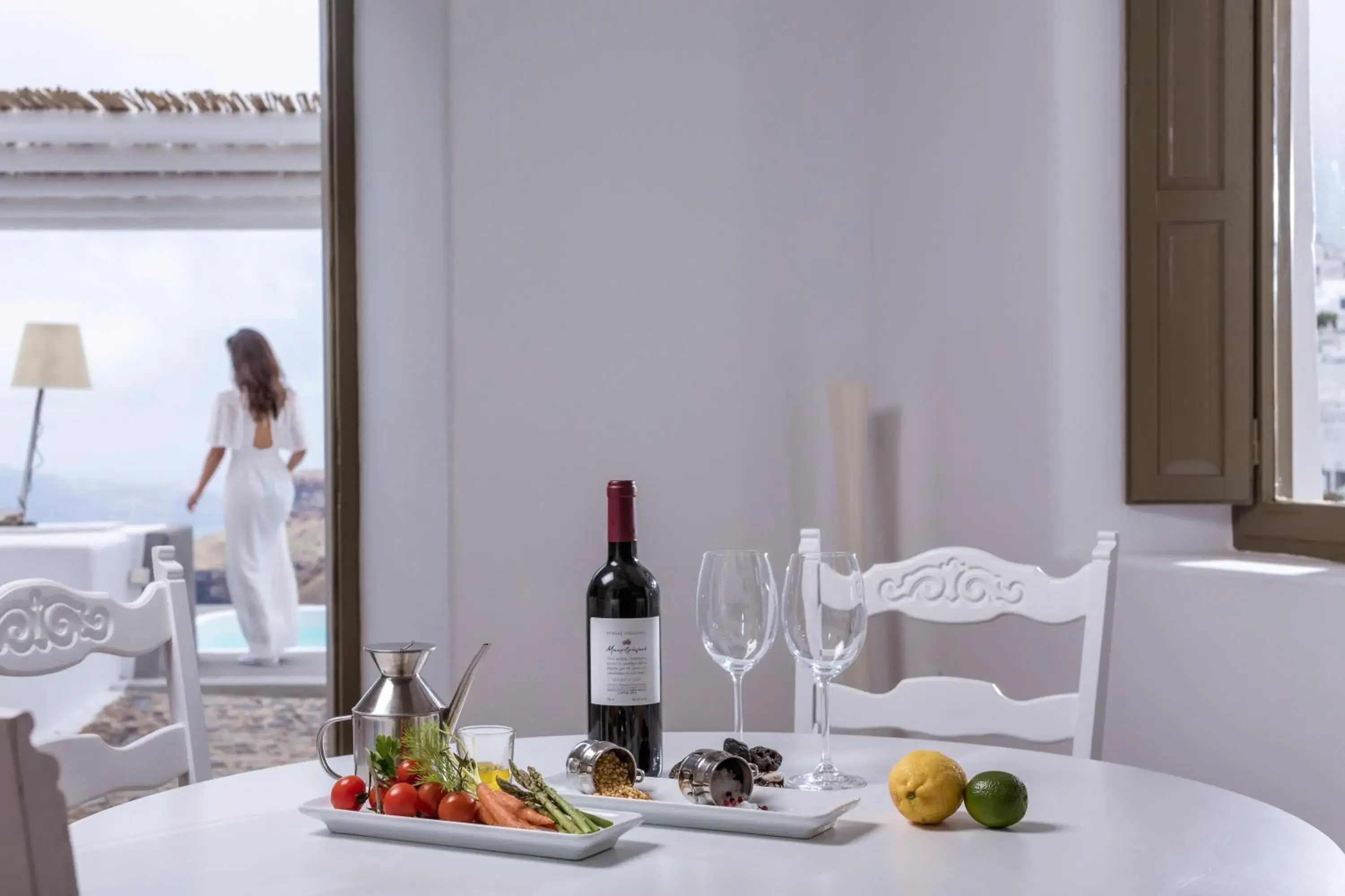 Food and drinks in Katikies Chromata Santorini - The Leading Hotels of the World Food and drinks in Katikies Chromata Santorini - The Leading Hotels of the World