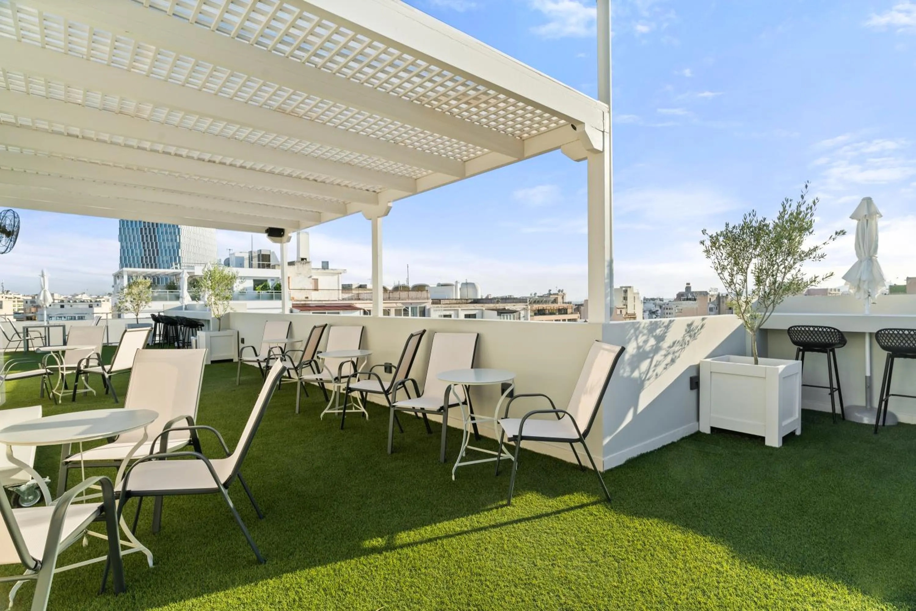 Text overlay in Gallery Central Piraeus Port